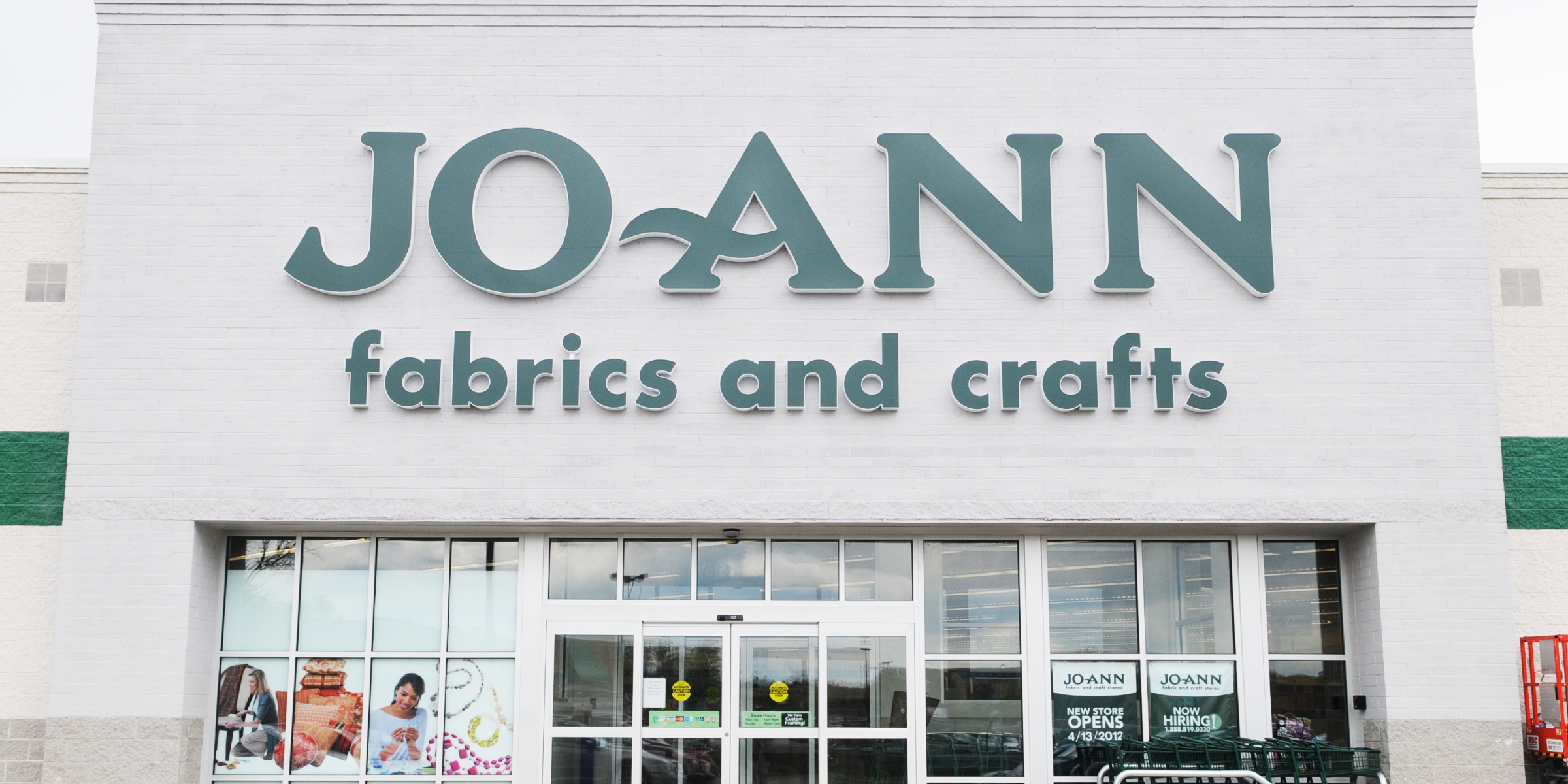 Joann Fabrics and Crafts store| Source: Getty Images