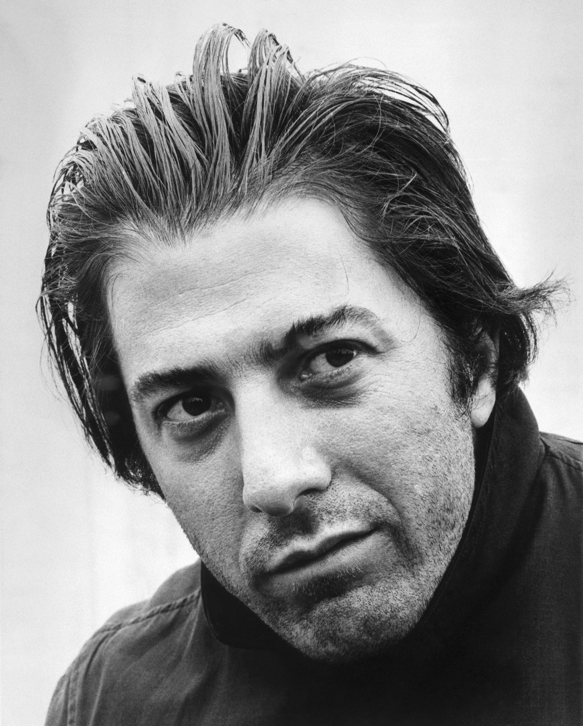  Dustin Hoffman starring as Ratso, a Bronx-born petty con man with a game leg in"Midnight Cowboy" in 1968 | Source: Getty Images