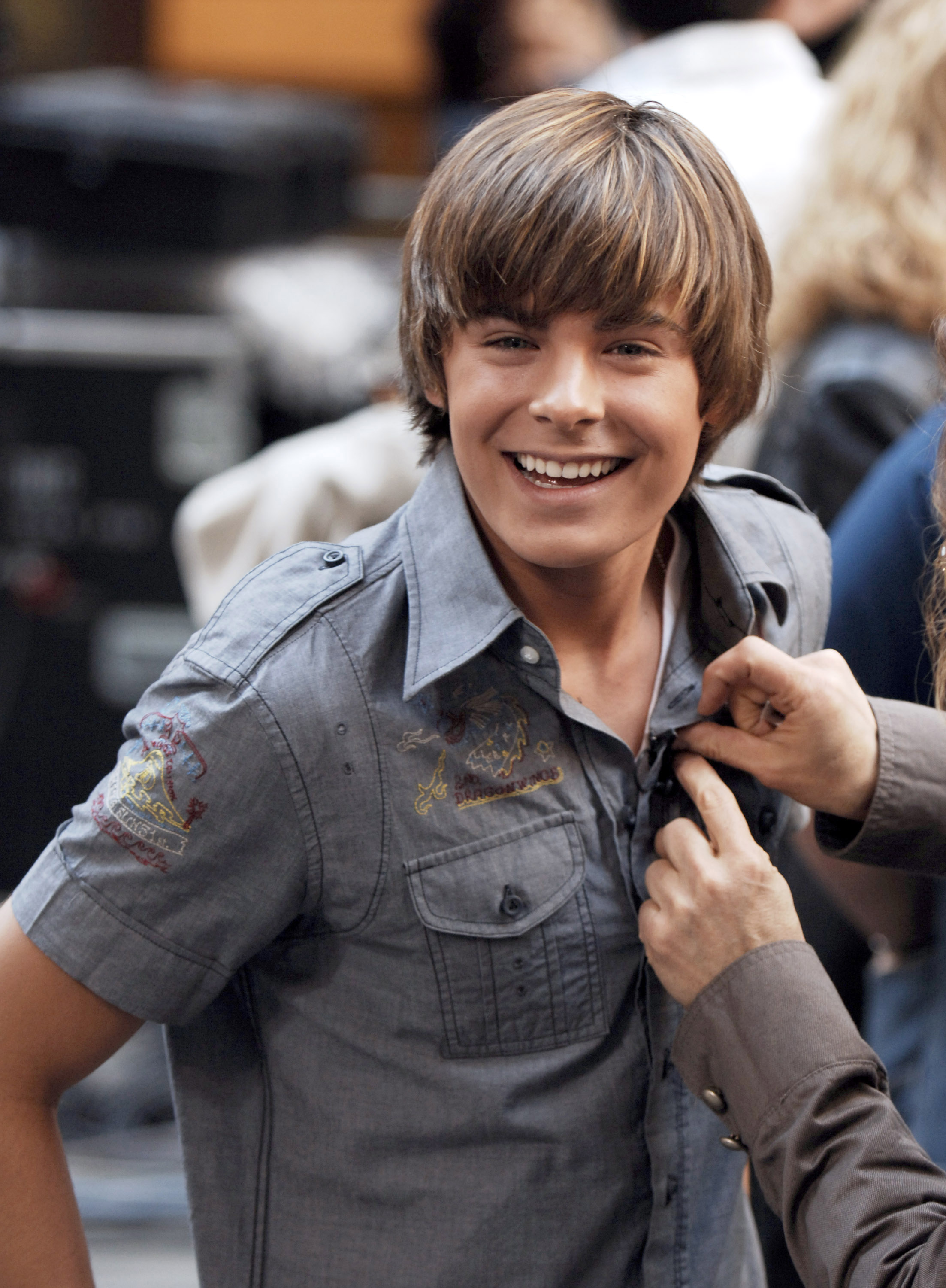 Zac Efron at a performance with Kevin Covais and the "High School Musical" cast on "The Today Show" on March 30, 2006, in New York City | Source: Getty Images