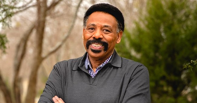 Dr. Tony Evans poses for a portrait in a forest | Source: Facebook/drtonyevans