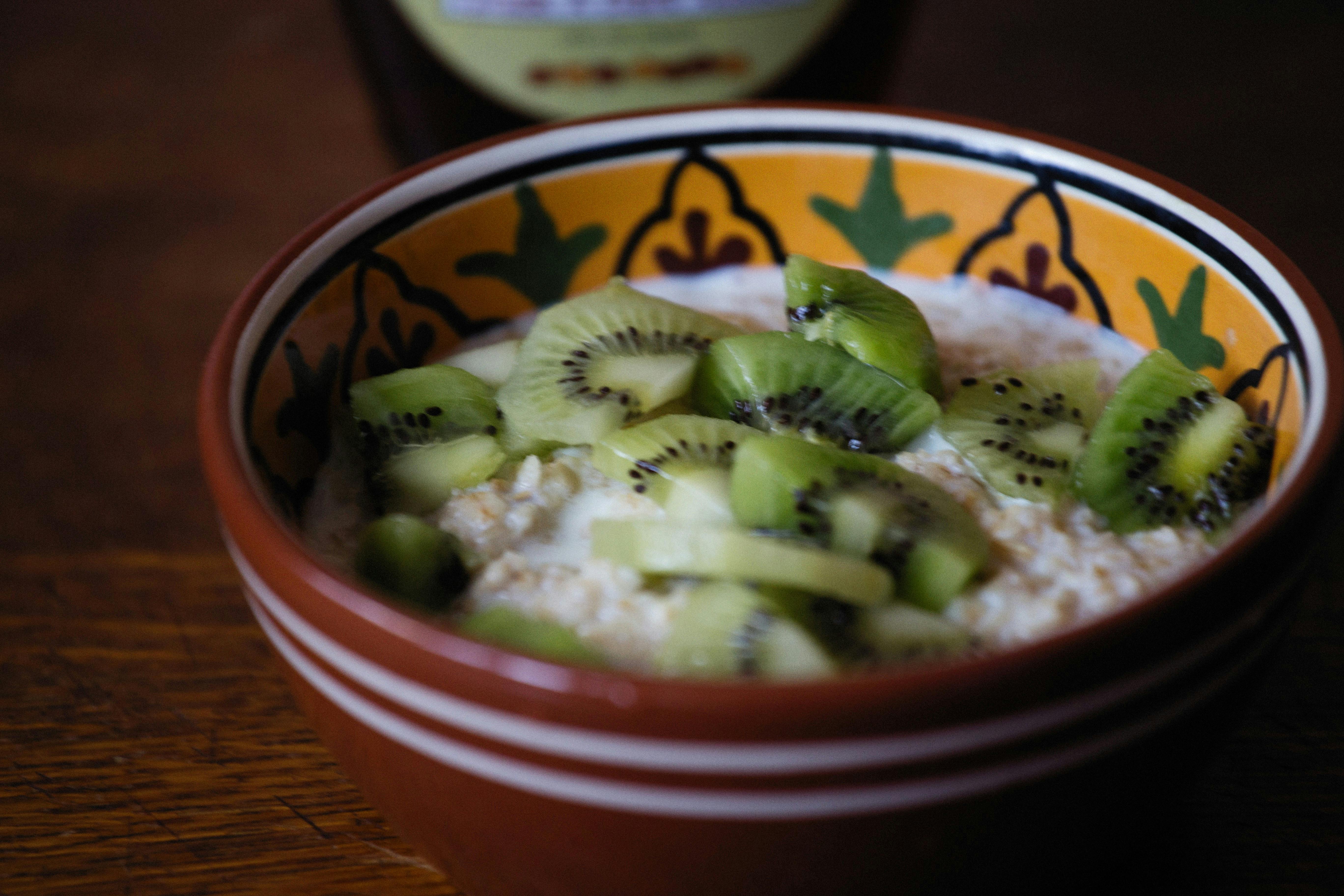 Oatmeal with kiwi | Source: Pexels