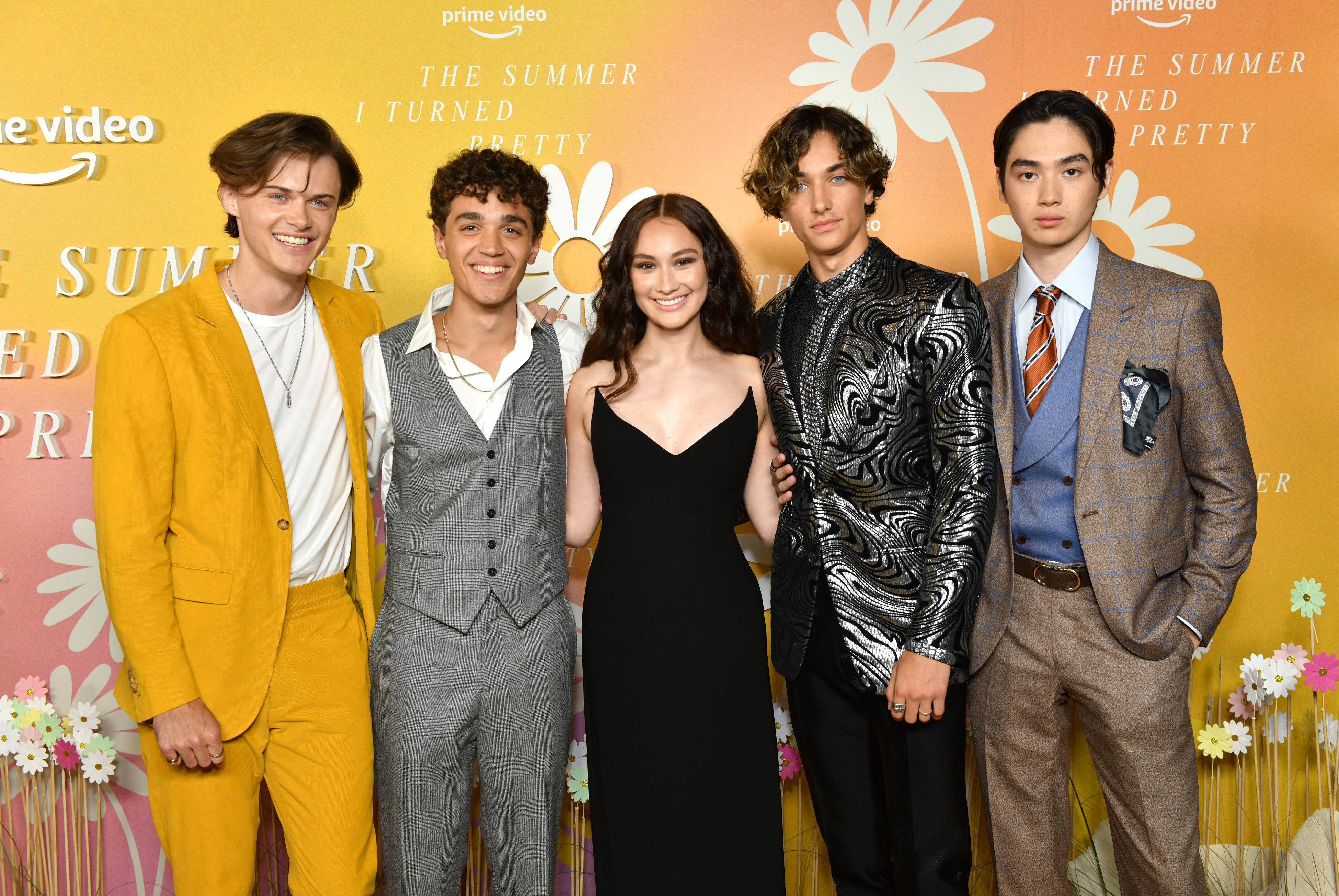 (L-R) Christopher Briney, David Iacono, Lola Tung, Gavin Casalegno and Sean Kaufman pose at the New York City premiere of the Prime Video series "The Summer I Turned Pretty" on June 14, 2022, in New York City | Source: Getty Images