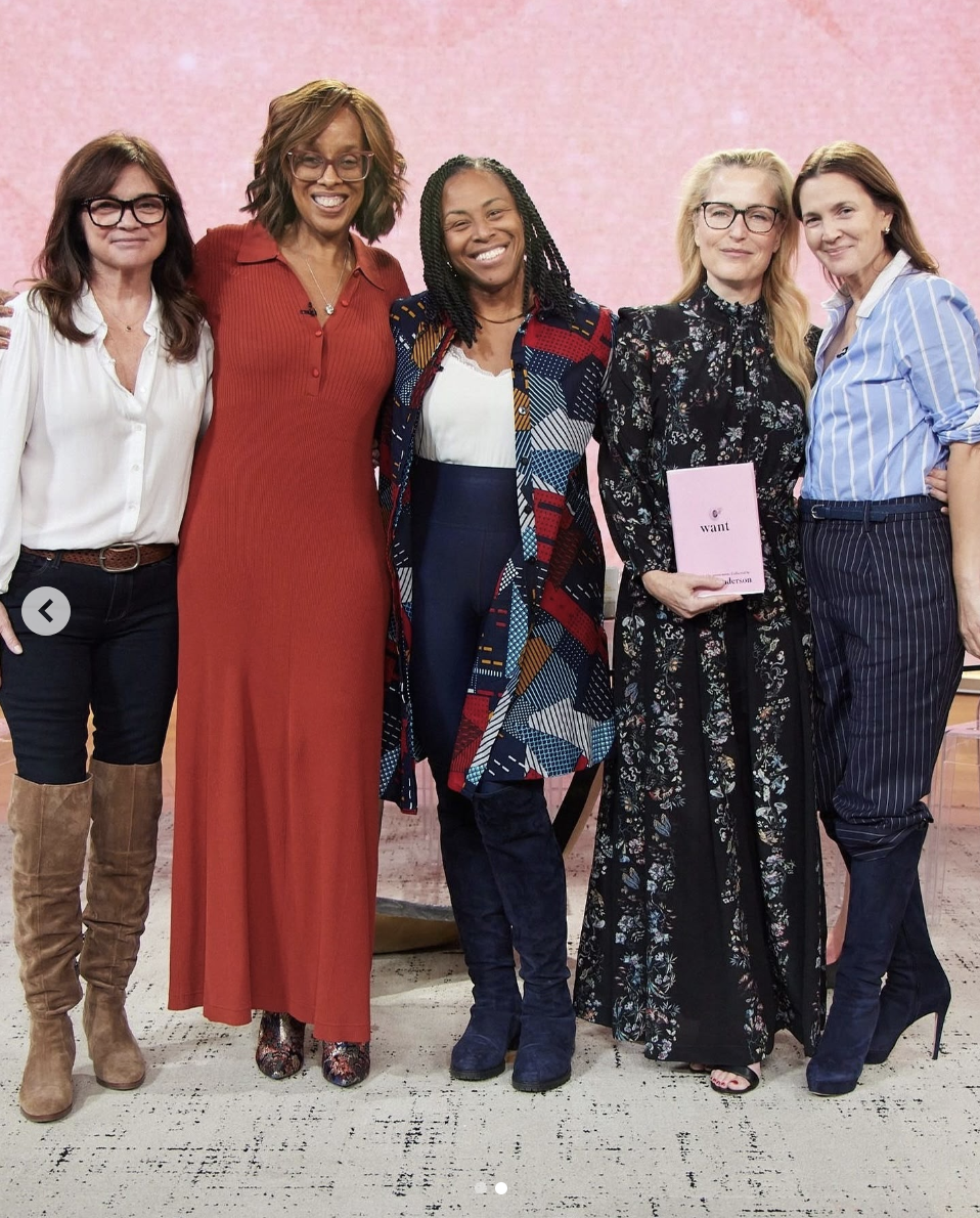 Valerie Bertinelli with Drew Barrymore and other media personalities, as seen in a photo dated October 25, 2024 | Source: Instagram/drewbarrymore