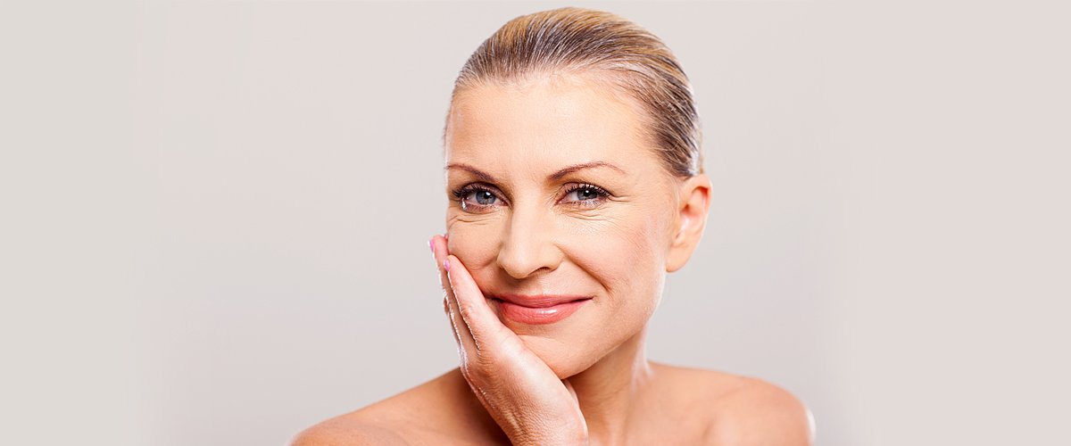 Beauté : 5 astuces pour prendre soin du bas de votre visage après 50 ans