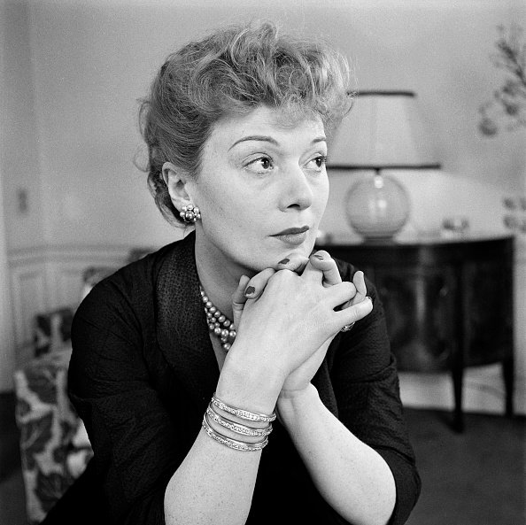 Portrait de la comédienne Edwige Feuillère, à Paris, France le 17 février 1948. | Photo : Getty Images