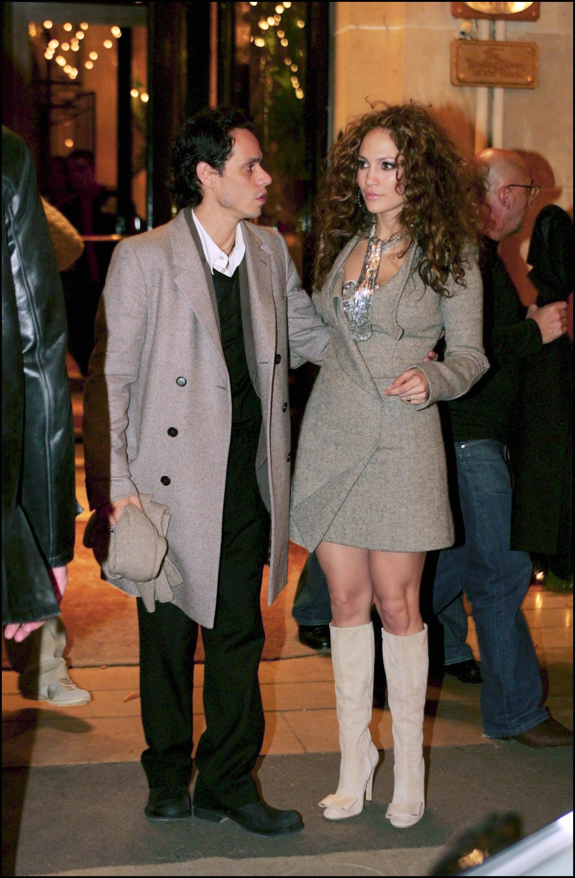 Singer Jennifer Lopez and songwriter Marc Anthony pictured in Paris on December 8, 2004. | Source: Getty Images