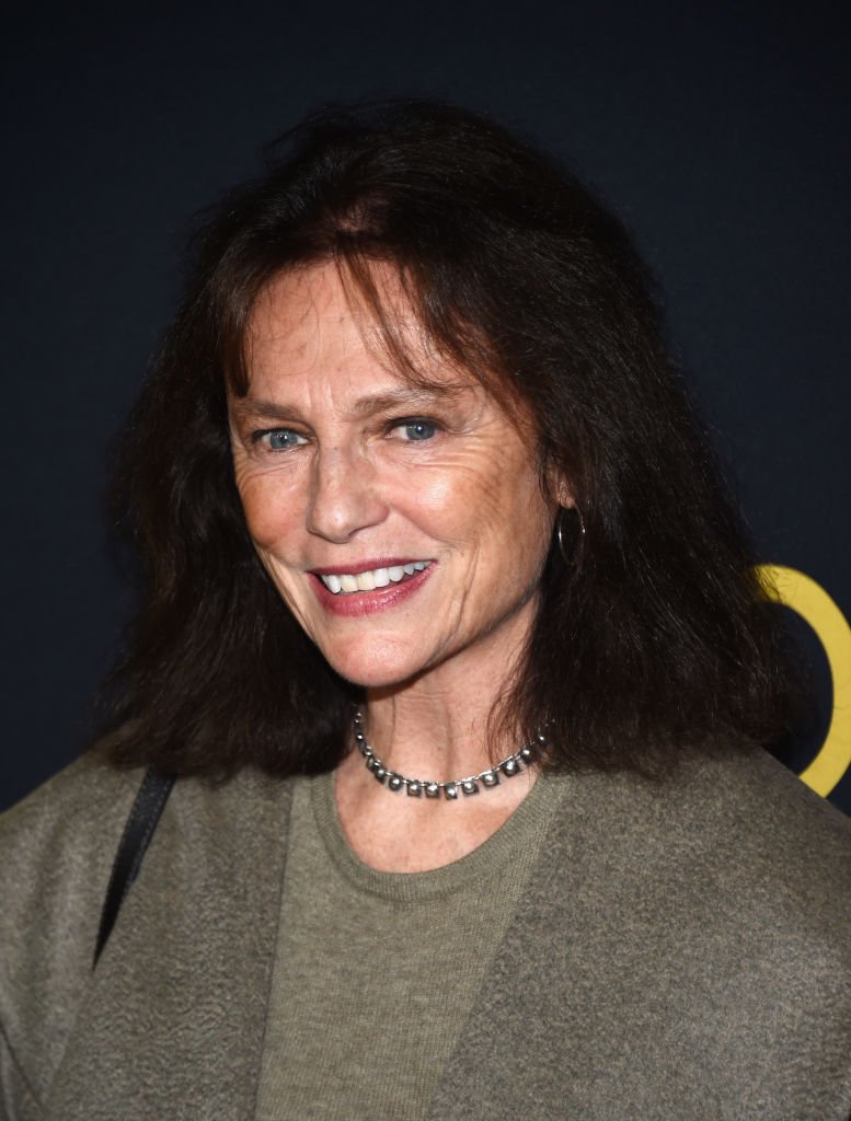 Jacqueline Bisset en el estreno en Los Ángeles de "Roma" de Alfonso Cuaron el 10 de diciembre de 2018 en Hollywood, California. | Imagen: Getty Images
