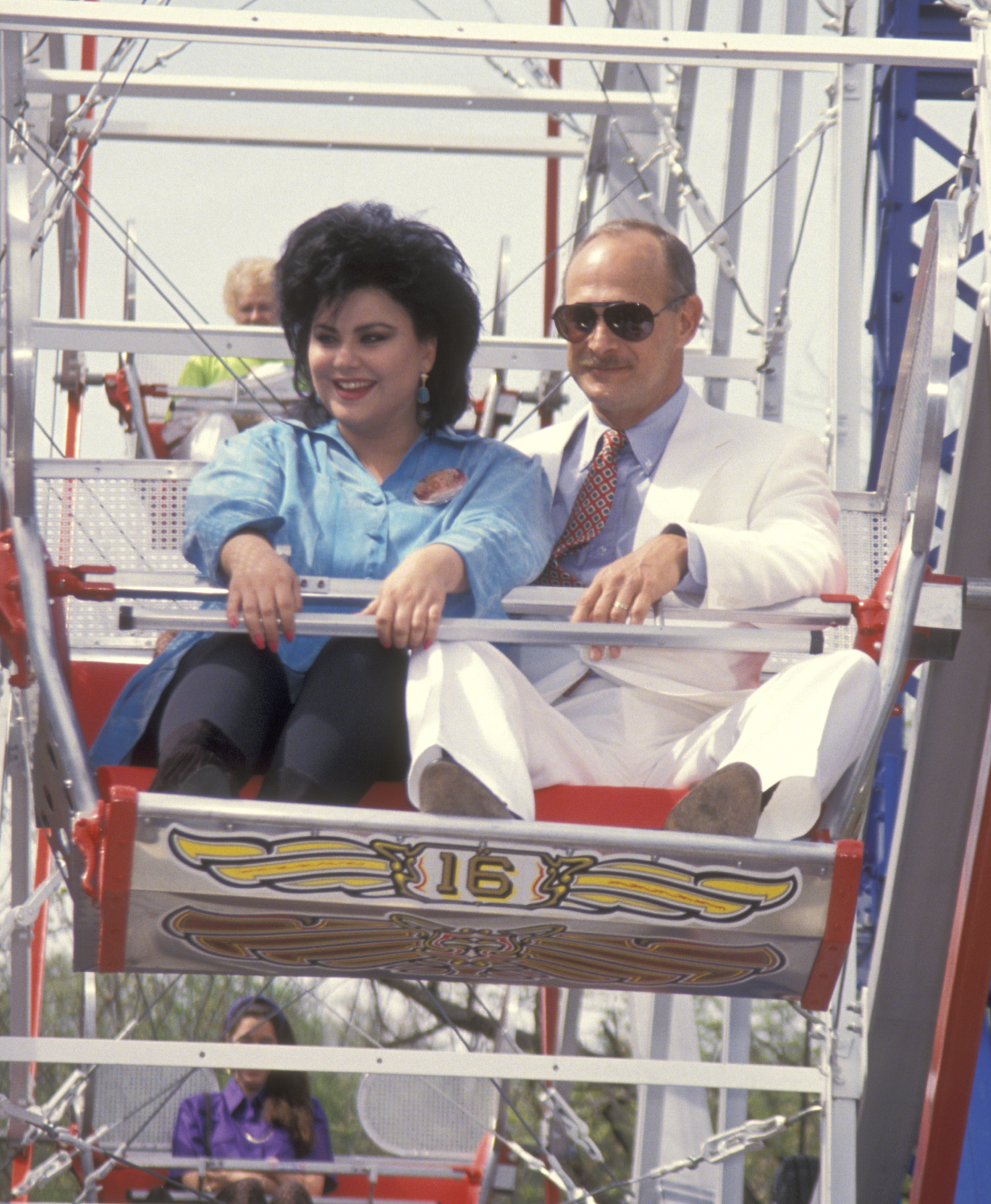 Delta Burke and Gerald McRaney at the grand opening weekend of Dollywood in Pigeon Forge on April 24, 1993 | Source: Getty Images