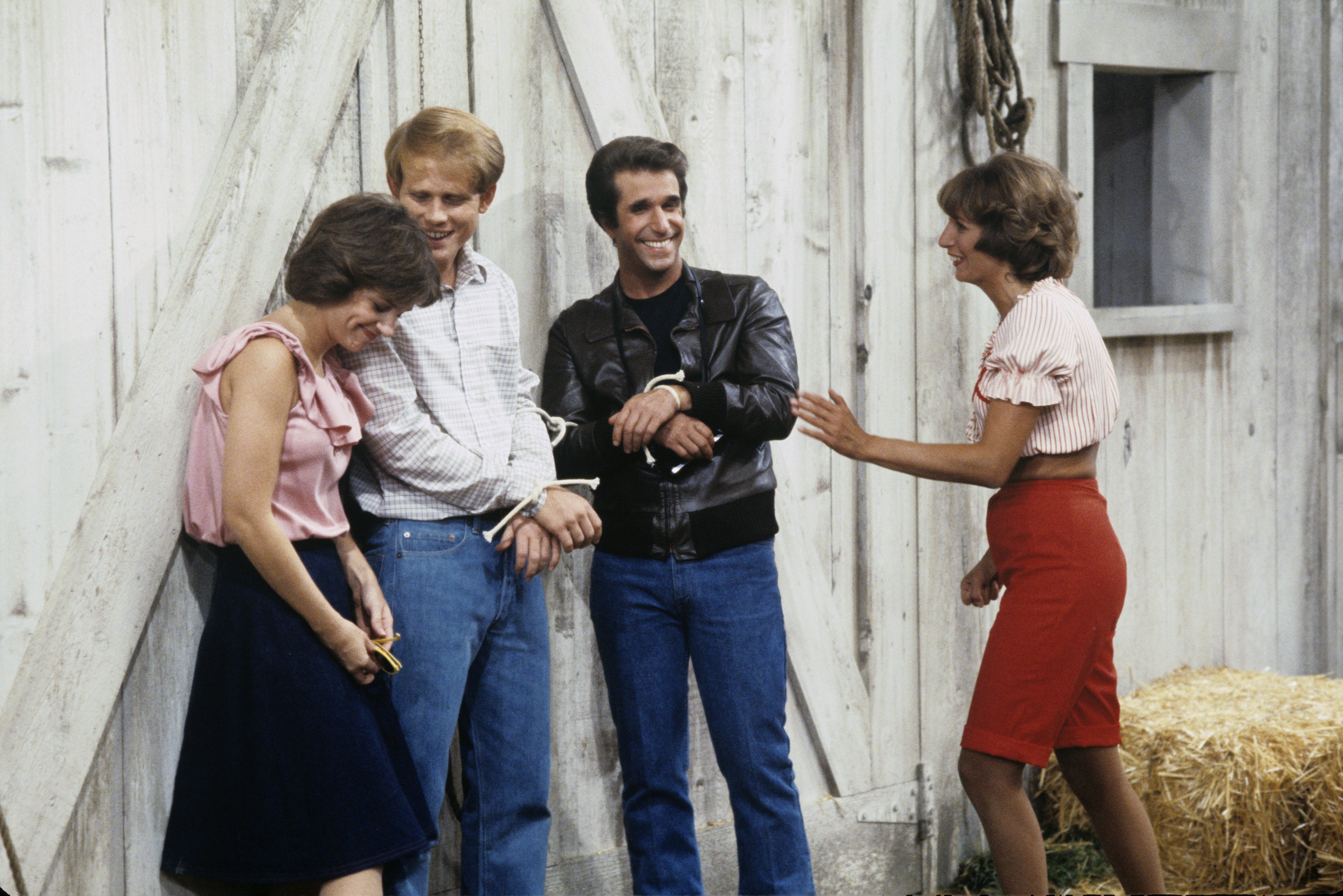 Cindy Williams, Ron Howard, Henry Winkler, Penny Marshall on "Laverne & Shirley," 1979 | Source: Getty Images