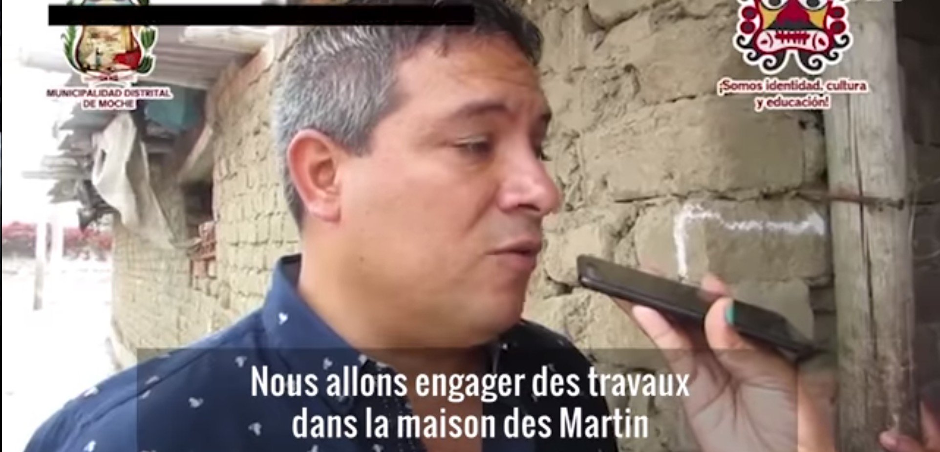 Le maire de Moche s'engageant à faire changer les choses. l Source: YouTube/ L'Obs Le maire de Moche s'engageant à faire changer les choses. l Source: YouTube/ L'Obs