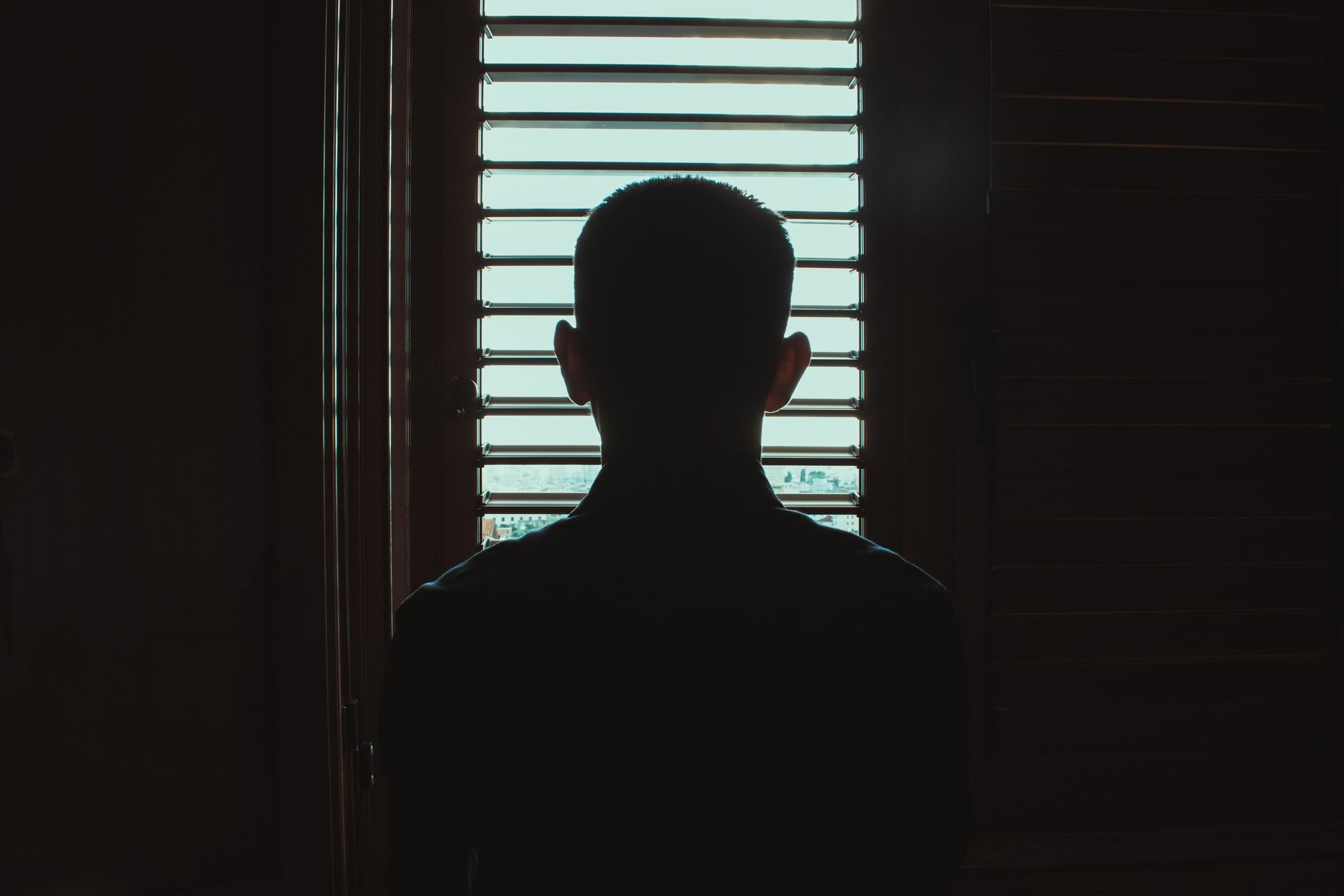 The boy confessed he wanted to have a relationship with his father. | Source: Unsplash