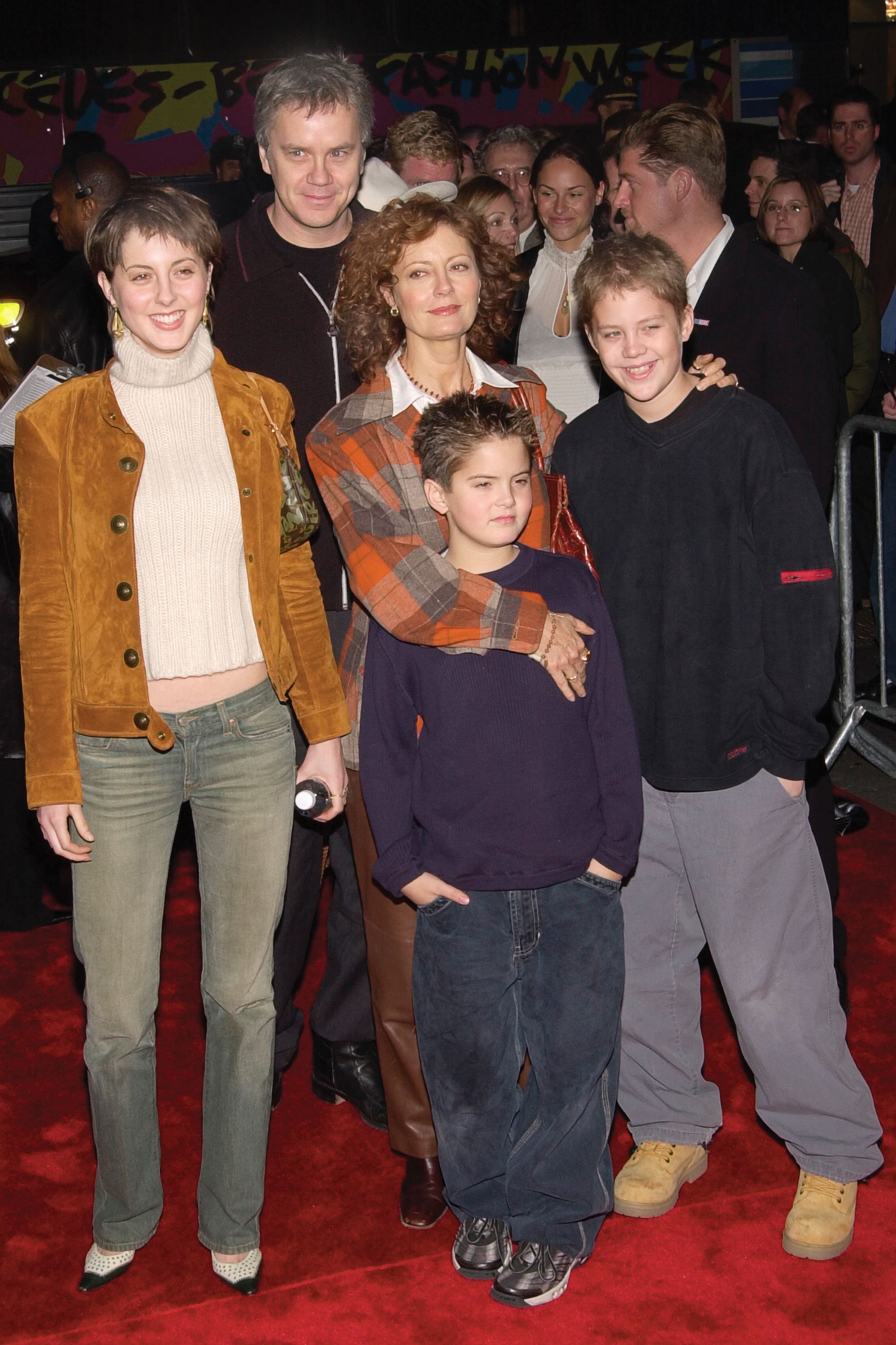 Susan Sarandon and Tim Robbins with their children Miles, Jack and Eva. | Source: Getty Images