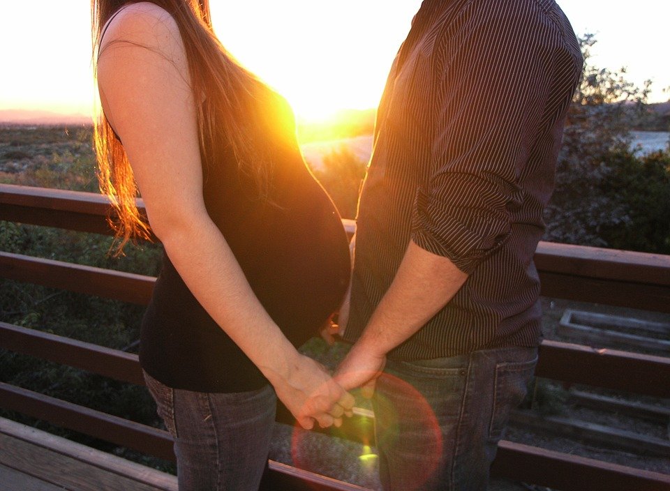 Une femme enceinte. | Photo : Pixabay