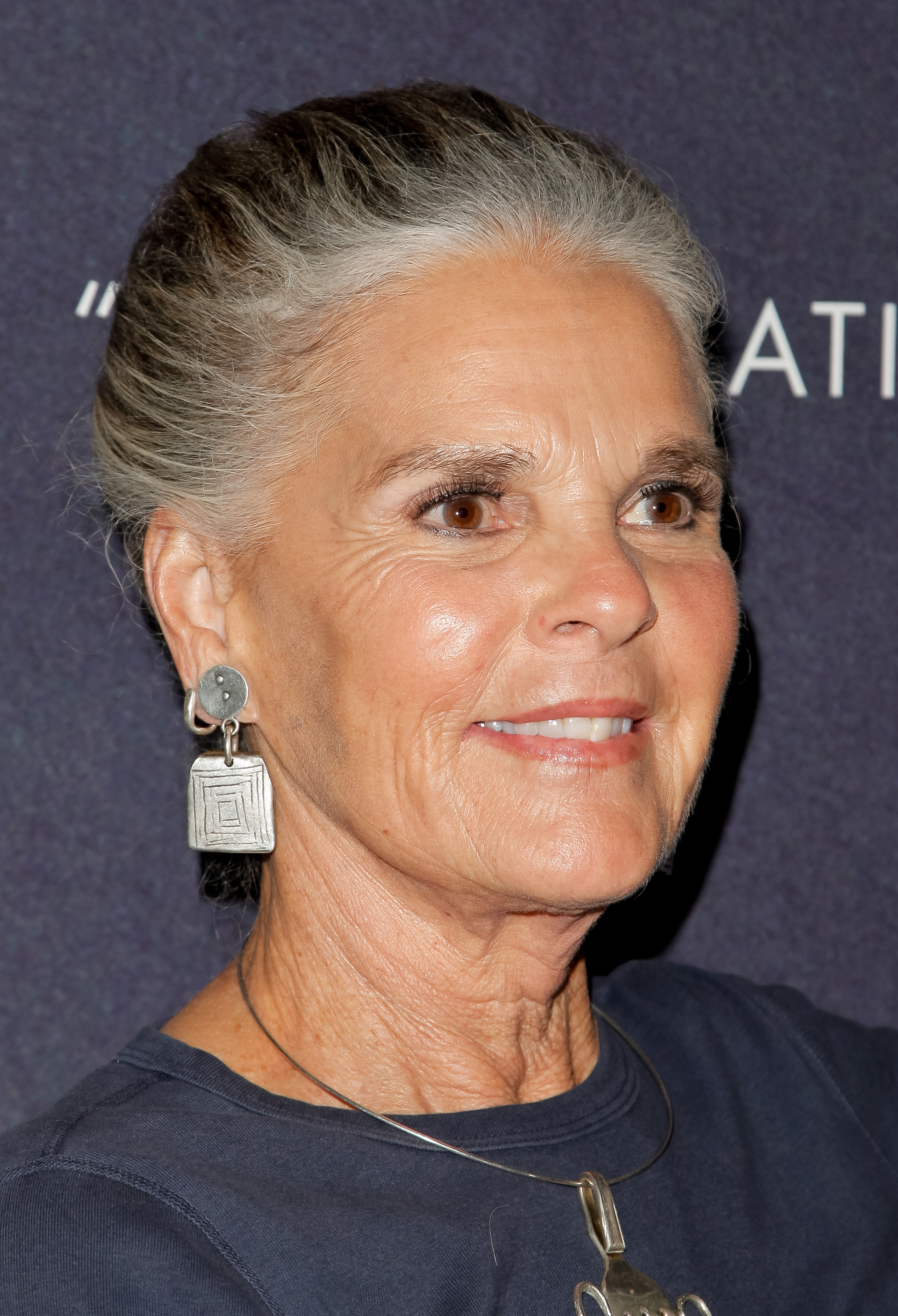 Ali MacGraw at the 'Love Letters' curtain call at Wallis Annenberg Center for the Performing Arts on October 14, 2015 in Beverly Hills, California | Source: Getty Images