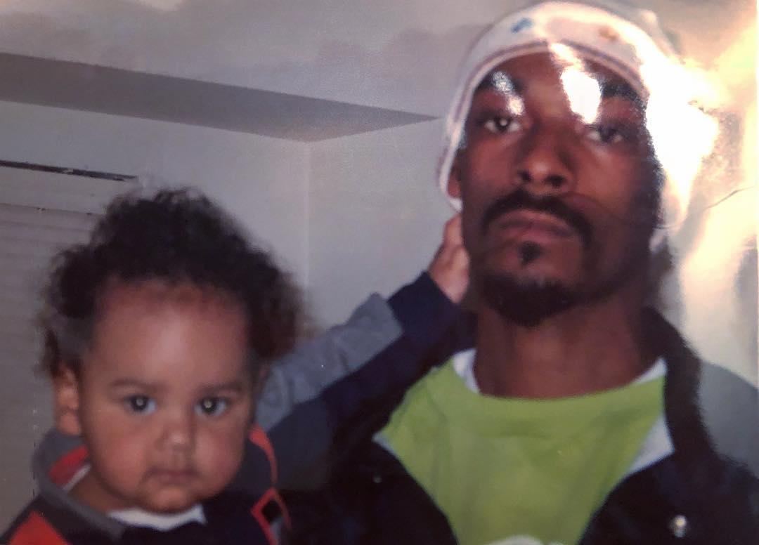 A throwback picture of Julian Broadus and his dad Snoop Dogg | Source: Instagram/julianbroadus