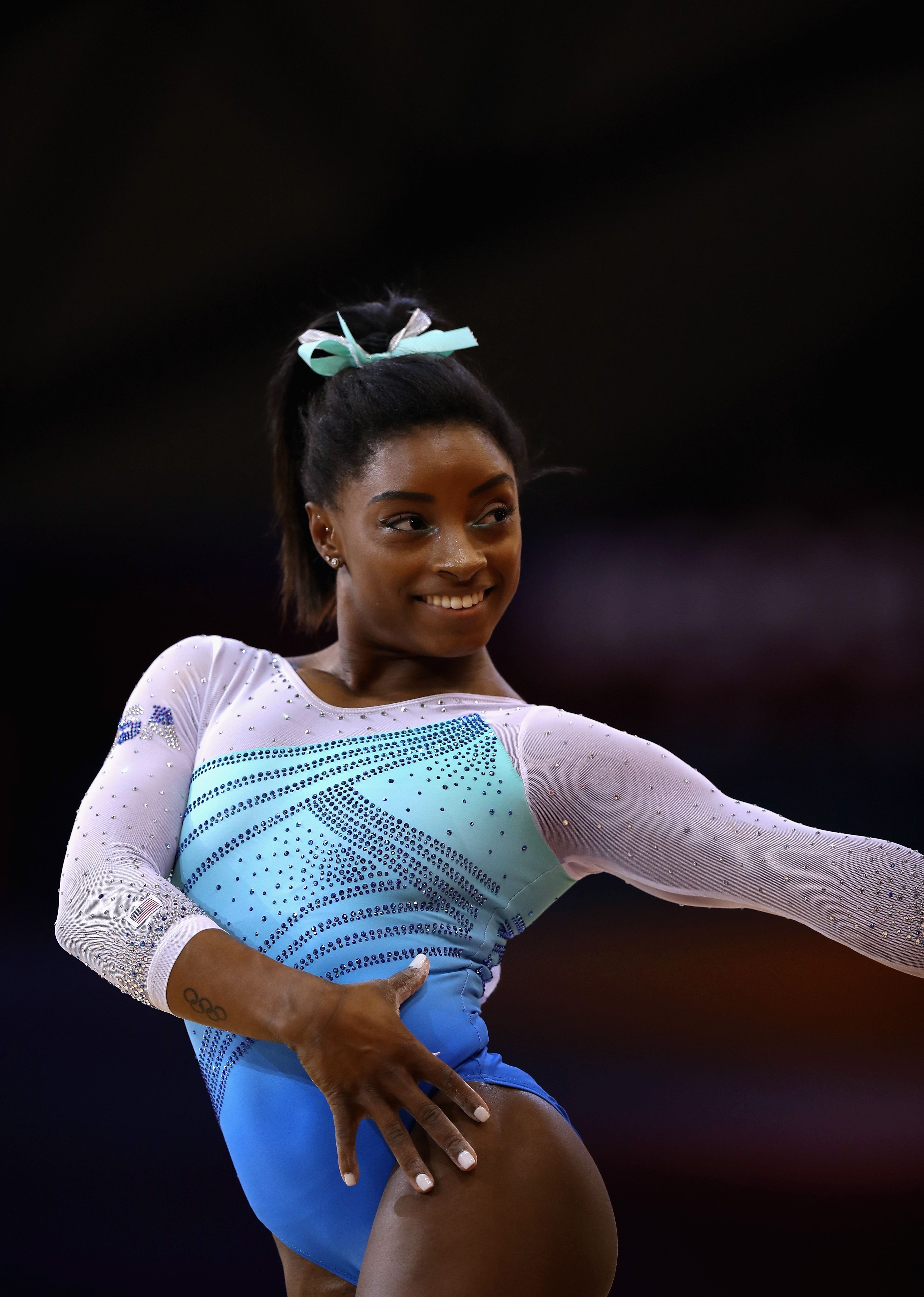 Simone Biles competing in the Women's All-Round Final of the 2018 FIG Artistic Gymnastics Championships on November 1, 2018 in Qatar. | Photo: Getty Images