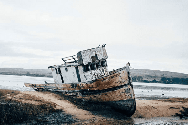 Embarcación naufragada. | Foto: Piqsels
