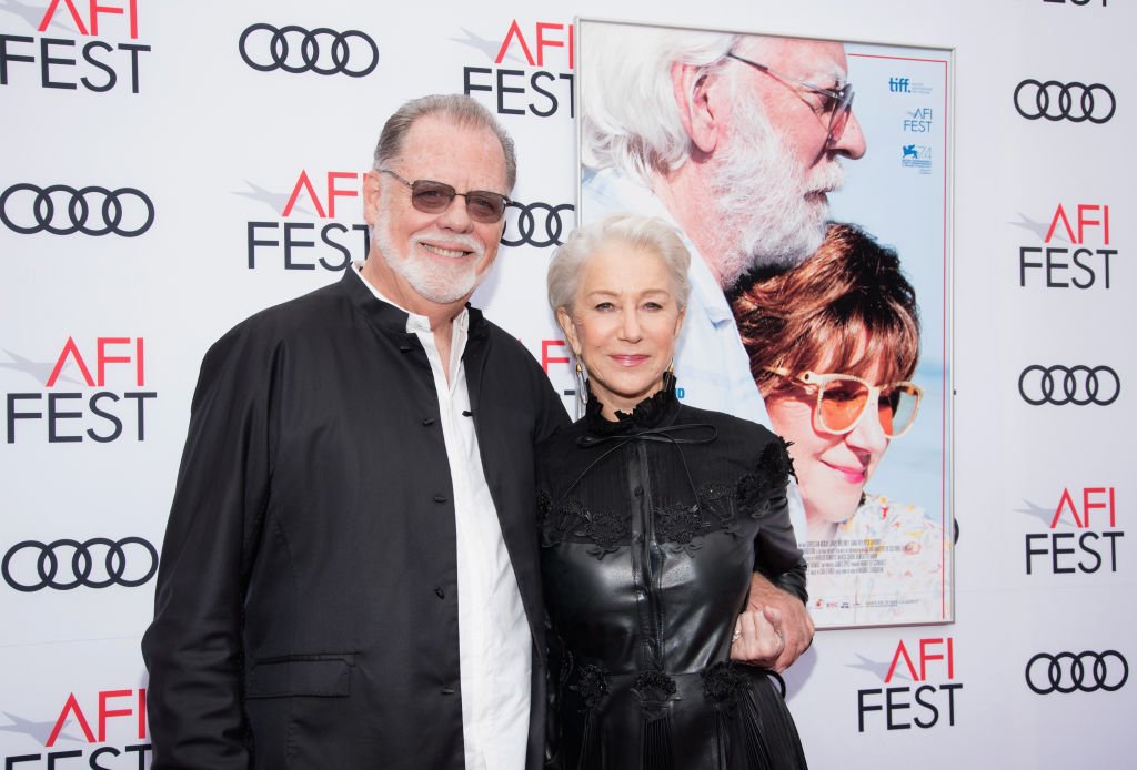 Helen Mirren und Taylor Hackford nehmen an der Vorführung von 'The Leisure Seeker' auf dem AFI FEST 2017 teil, das Audi am 12. November 2017 im Egyptian Theatre in Hollywood, Kalifornien, präsentiert. (Foto von Tara Ziemba / FilmMagic) I Quelle: Getty Images