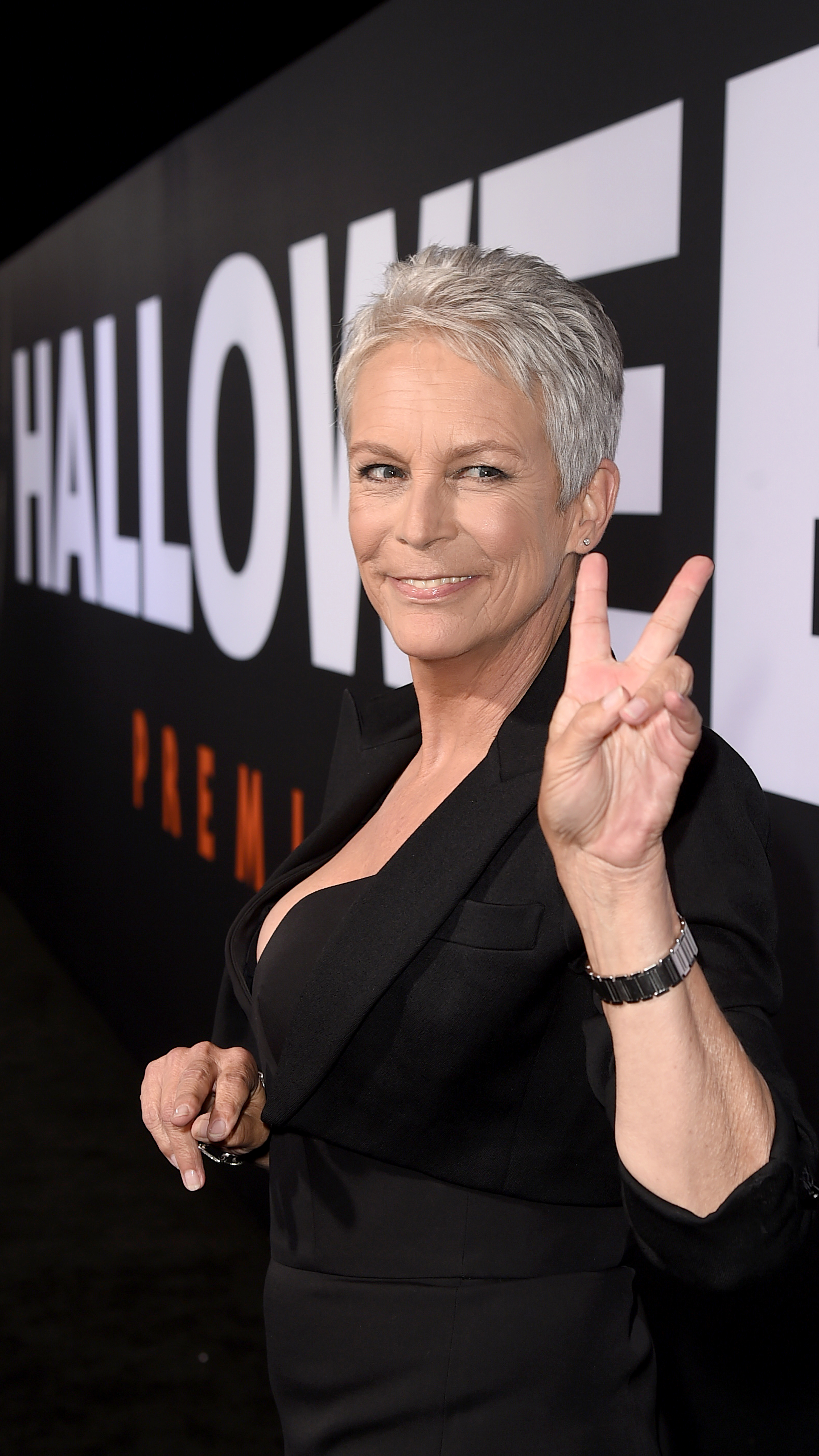 Jamie Lee Curtis attends the Universal Pictures' "Halloween" premiere at TCL Chinese Theatre on October 17, 2018 in Hollywood, California. | Source: Getty Images