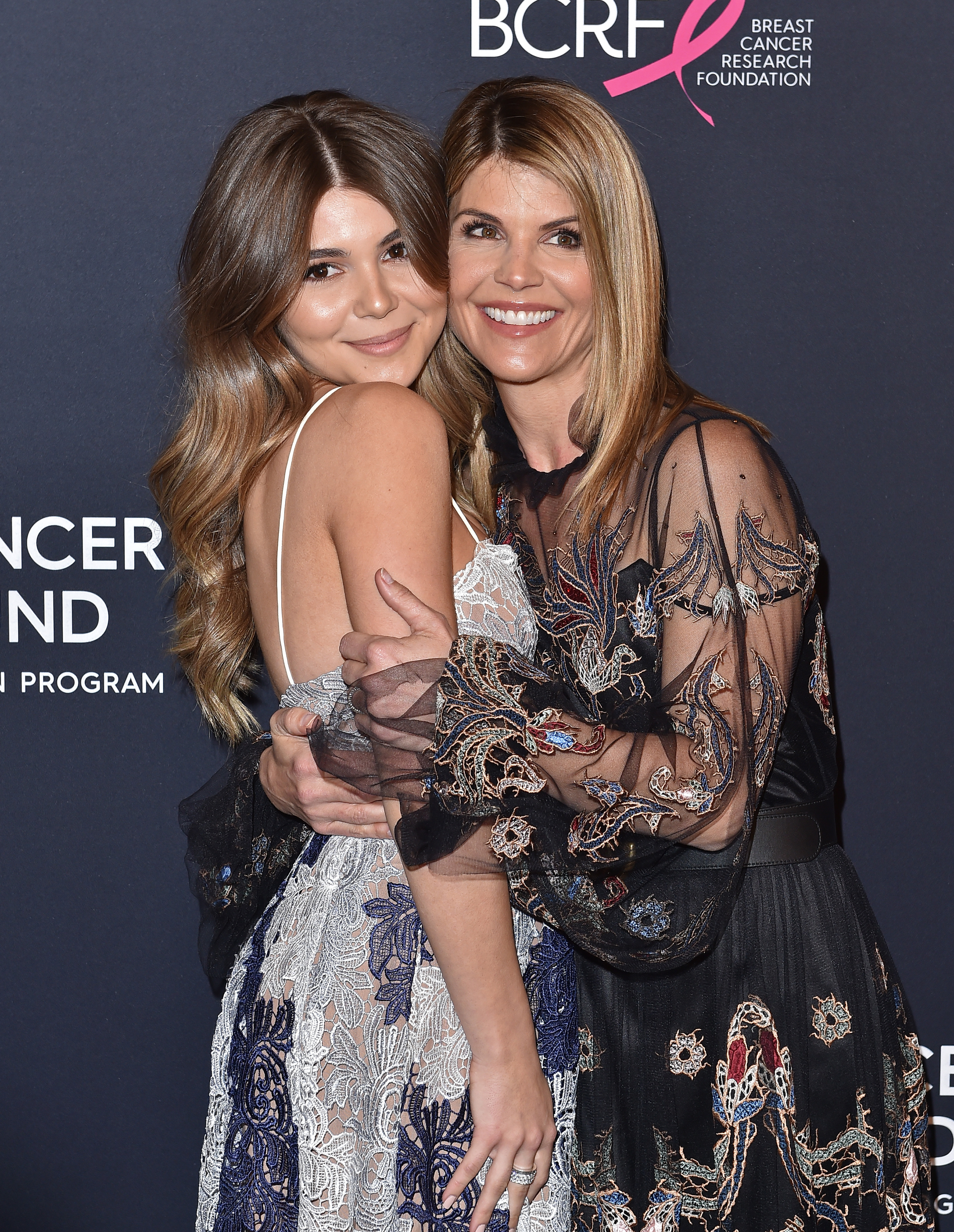 Lori Loughlin and daughter Olivia Jade Giannulli attend a gala on February 27, 2018 in Beverly Hills, California | Source: Getty Images