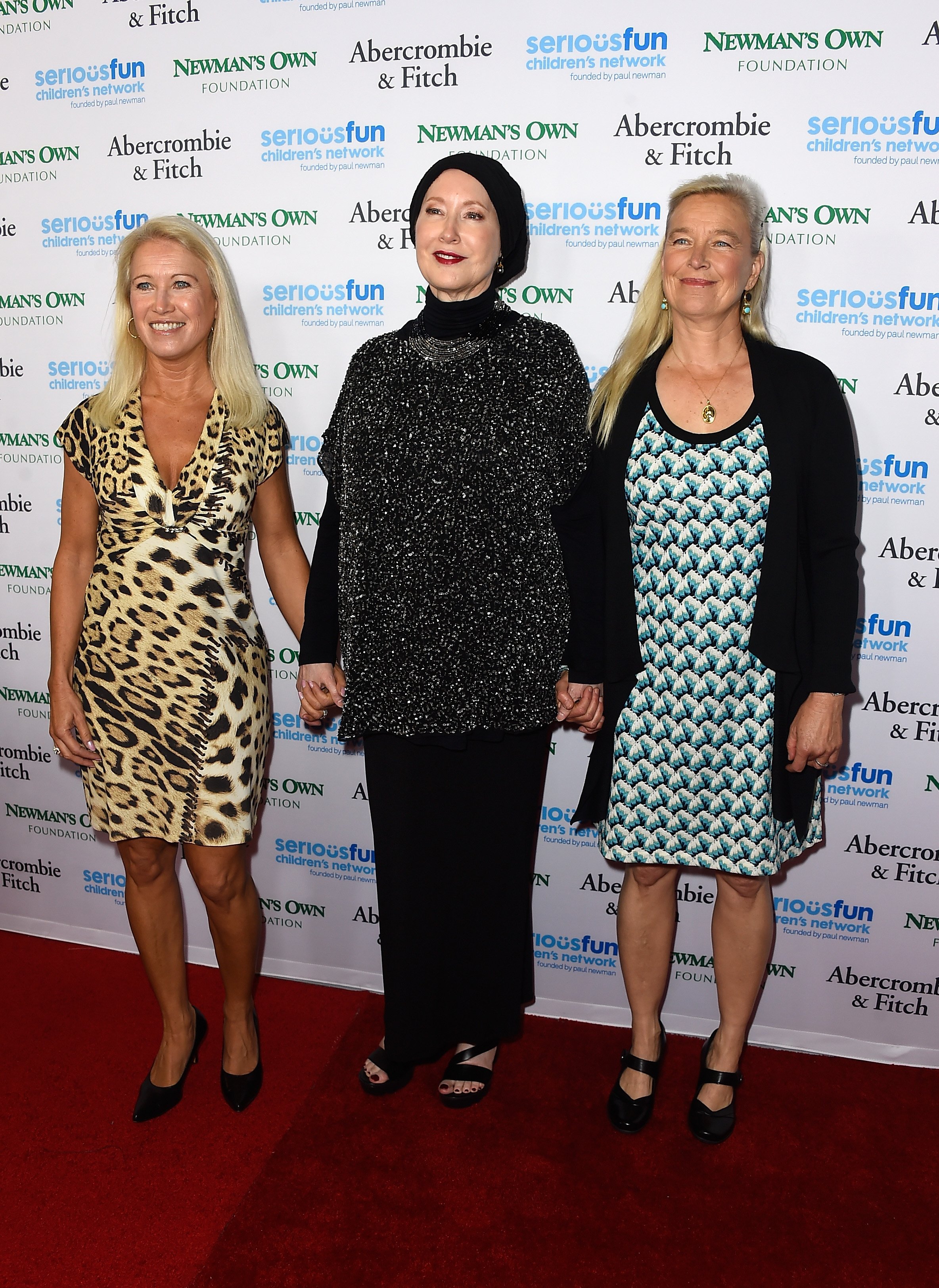 Clea, Susan, and Nell Newman at An Evening of Serious Fun Celebrating The Legacy of Paul Newman on May 14, 2015, in Hollywood, California. | Source: Getty Images