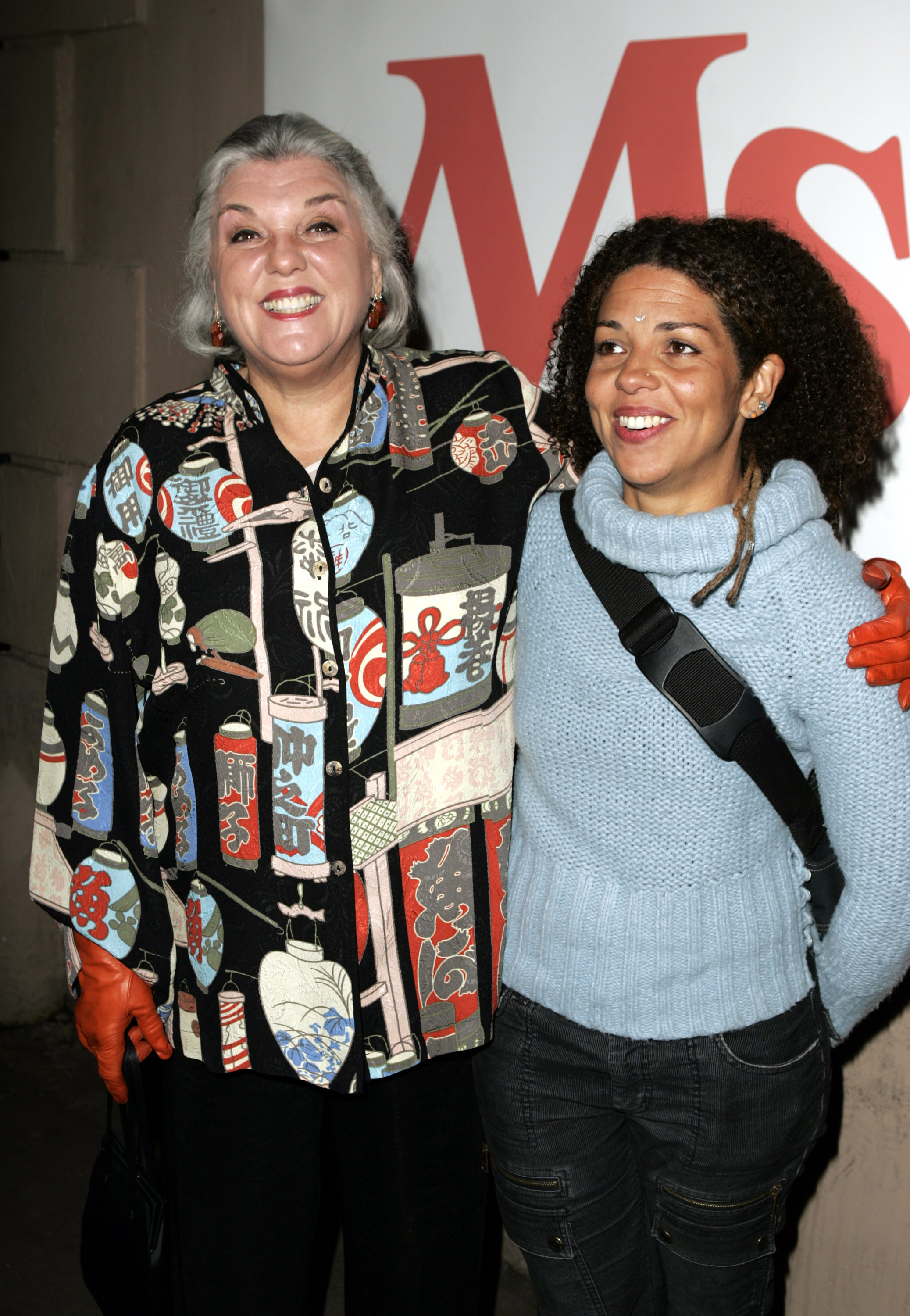 Tyne Daly and her daughter Alisabeth Brown during Ms. Magazine Celebrates Kathy Najimy as One of its 2004 Women of The Year in Los Angeles, California, on November 29, 2004 | Source: Getty Images