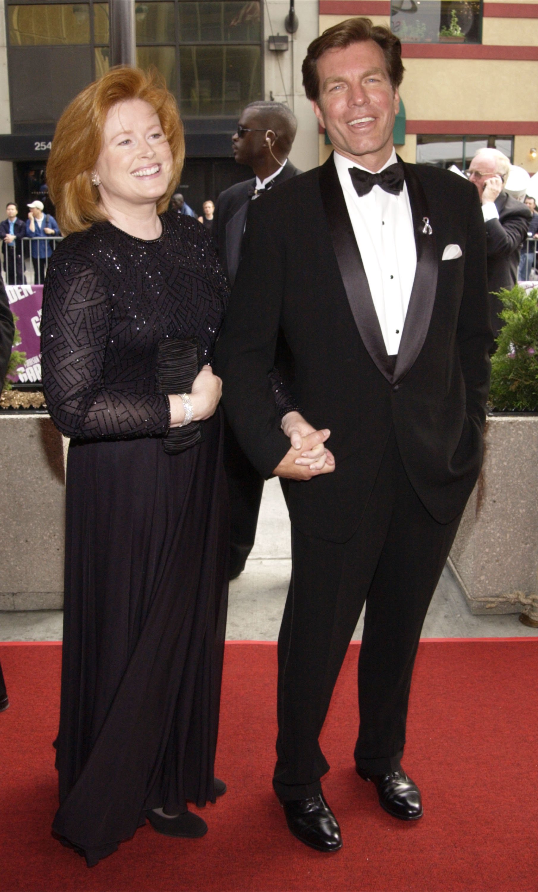 Peter Bergman and Mariellen at the 29th Annual Daytime Emmy Awards on May 17, 2002 in New York | Source: Getty Images