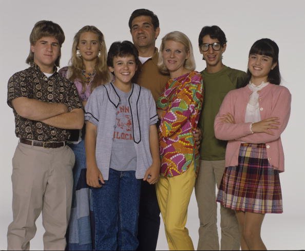 "The Wonder Years" casts: Jason Hervey, Olivia d'Abo, Fred Savage, Dan Lauria, Alley Mills, Josh Saviano, and Danica McKellar. | Photo: Getty Images