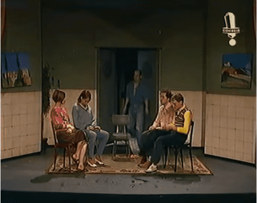 Les Robins Des Bois // La thérapie de groupe. | Photo : Youtube/gr3gintheplace