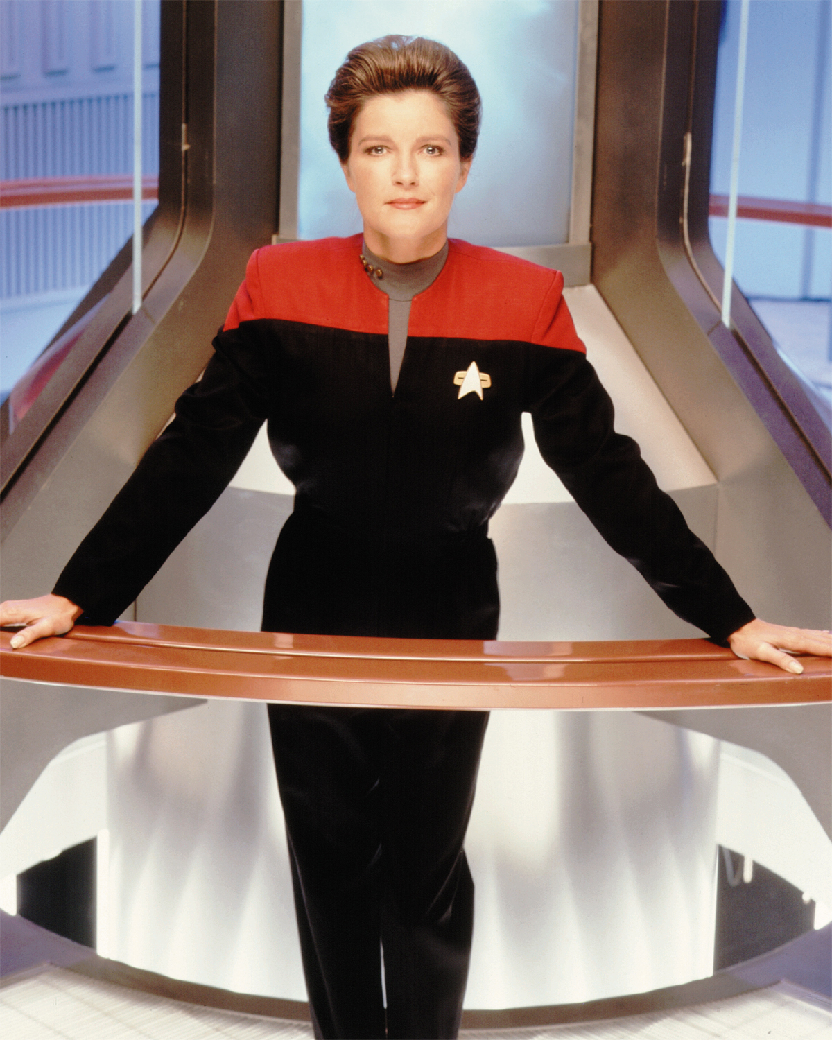 The "Star Trek: Voyager" actress as Captain Kathryn Janeway, circa 1996 | Source: Getty Images