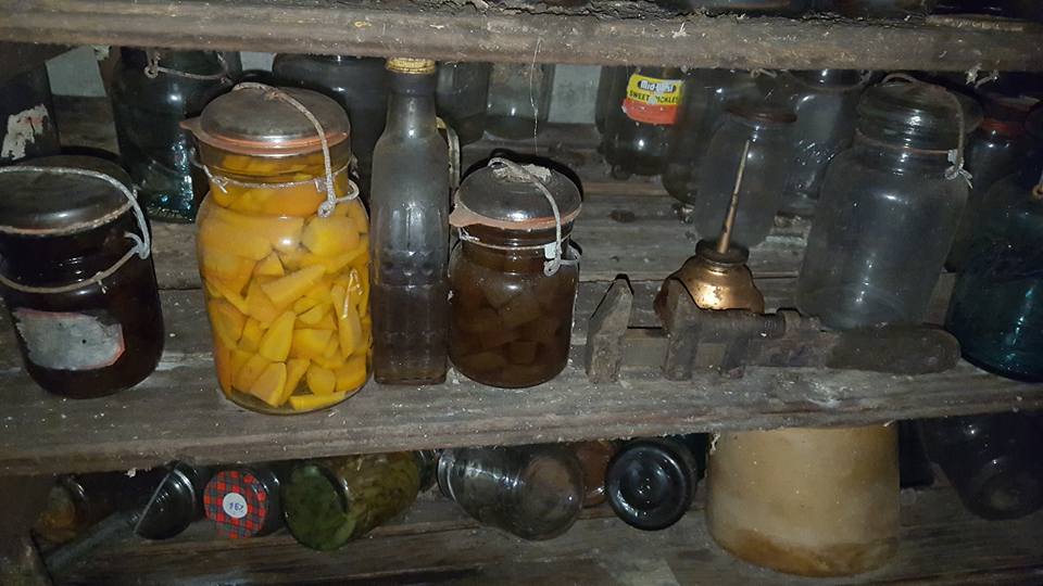Basement filled with jars | Source: Imgur.com/madhats86