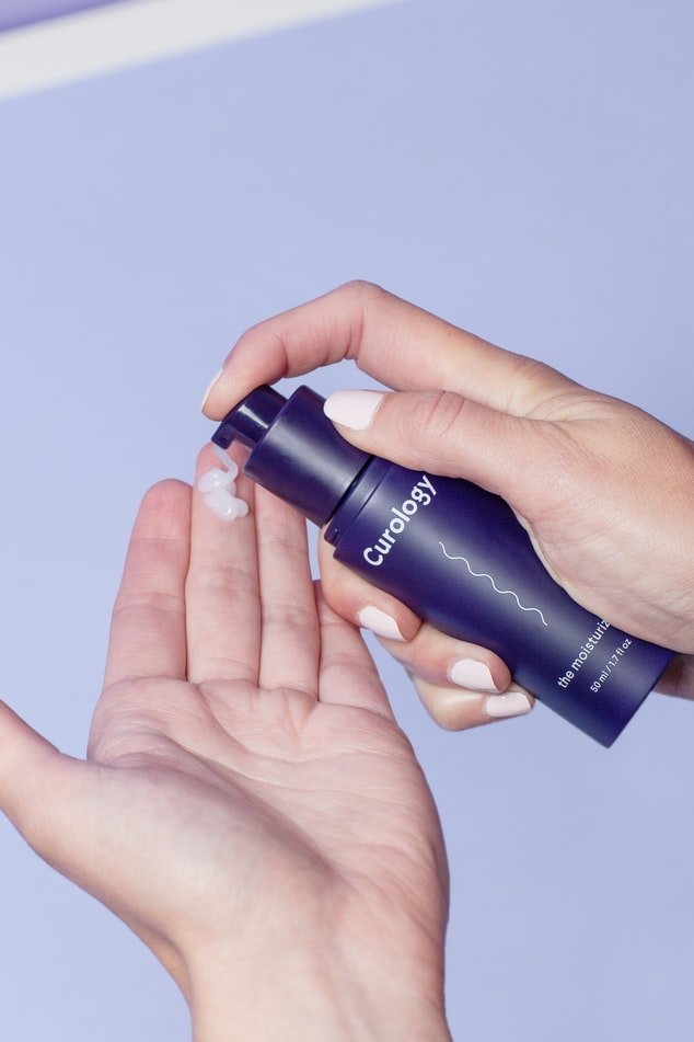 Un soin hydratant. l Source : Unsplash