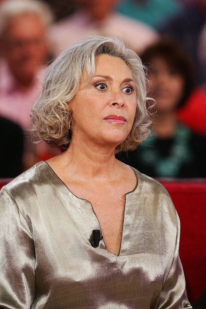  Sophie Garel lors de l'émission de télévision ''Vivement Dimanche'' à Paris, France le 15 octobre 2008. | Photo : Getty Images