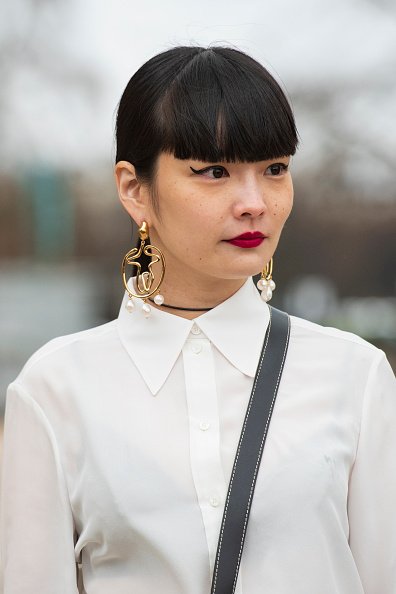 L'influenceur et modèle numérique Kozue Akimoto porte tout Chloé. |Photo : Getty Images L'influenceur et modèle numérique Kozue Akimoto porte tout Chloé. |Photo : Getty Images