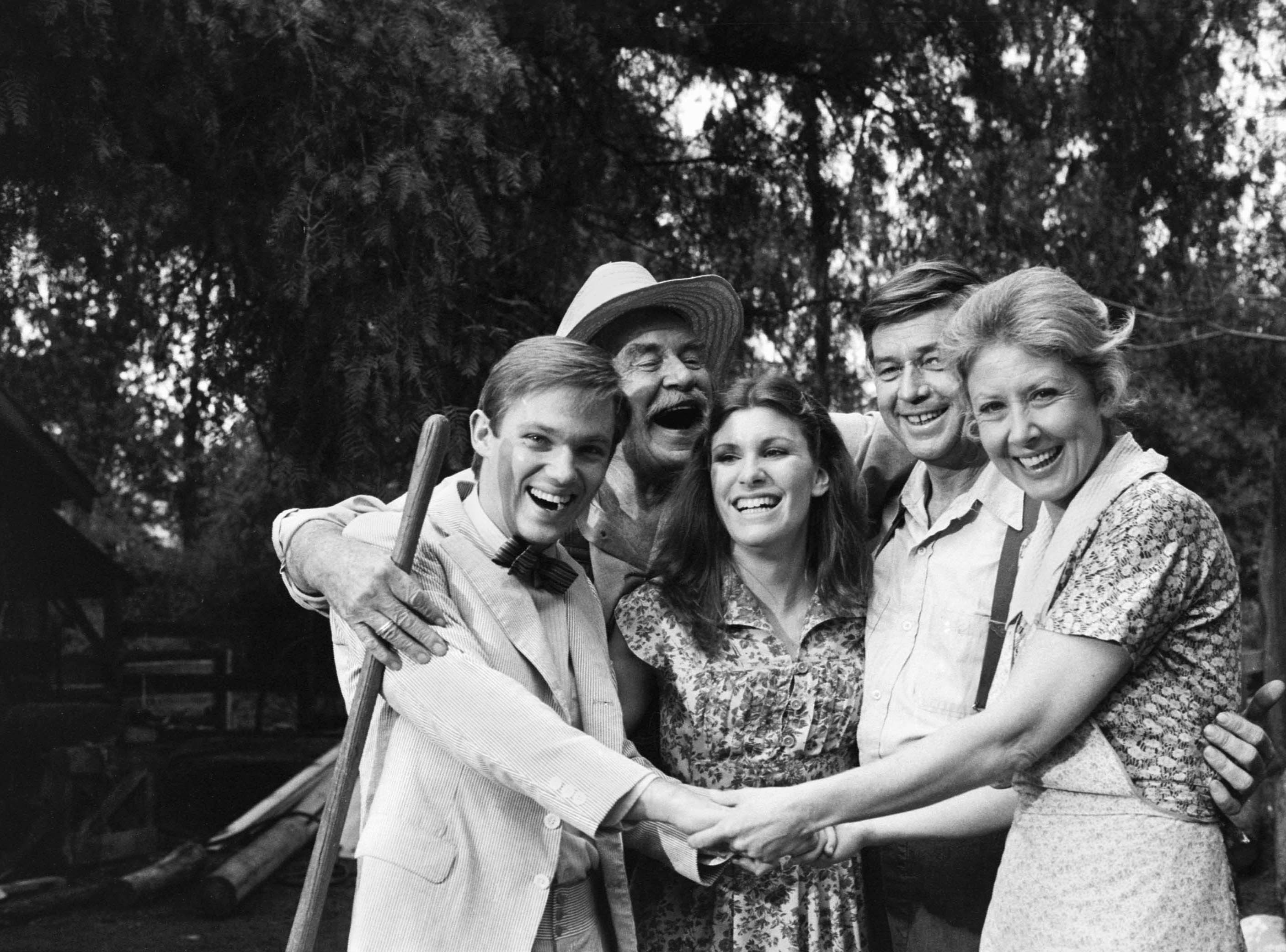 Richard Thomas, Will Greer, Judy Norton, Ralph Waite, and Michael Learned in "The Waltons" on January 13, 1978 | Source: Getty Images