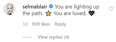 Selma Blair's comment on Shannen Doherty's post. | Photo: instagram.com/theshando