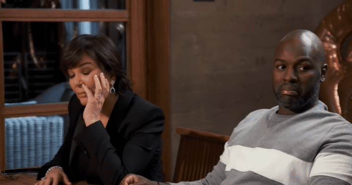 Kris Jenner and Corey Gamble reacting during dinner | Photo: E! News