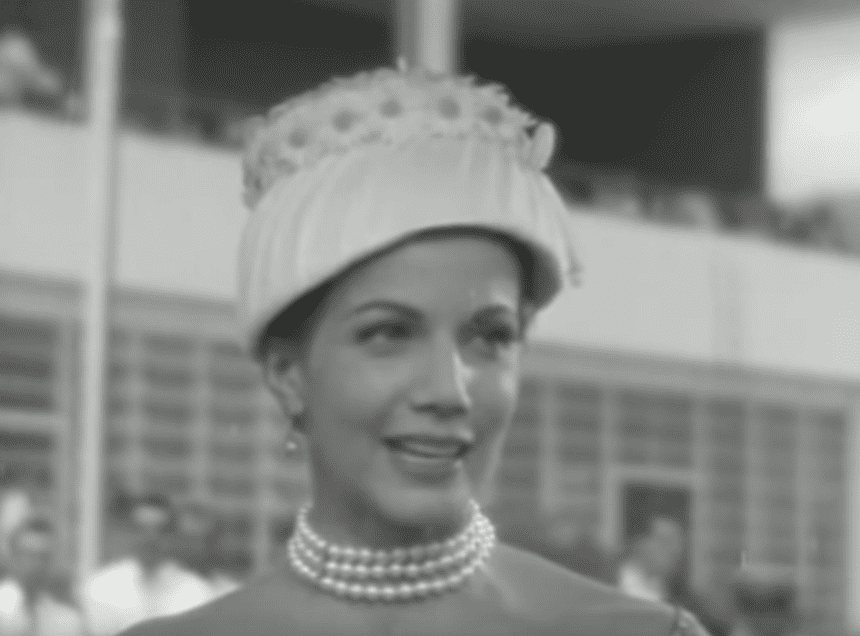 Elda Peralta, en ‘Dos Gallos de Palenque’ 1960. | Imagen: YouTube/Juan villarreal Elda Peralta, en ‘Dos Gallos de Palenque’ 1960. | Imagen: YouTube/Juan villarreal