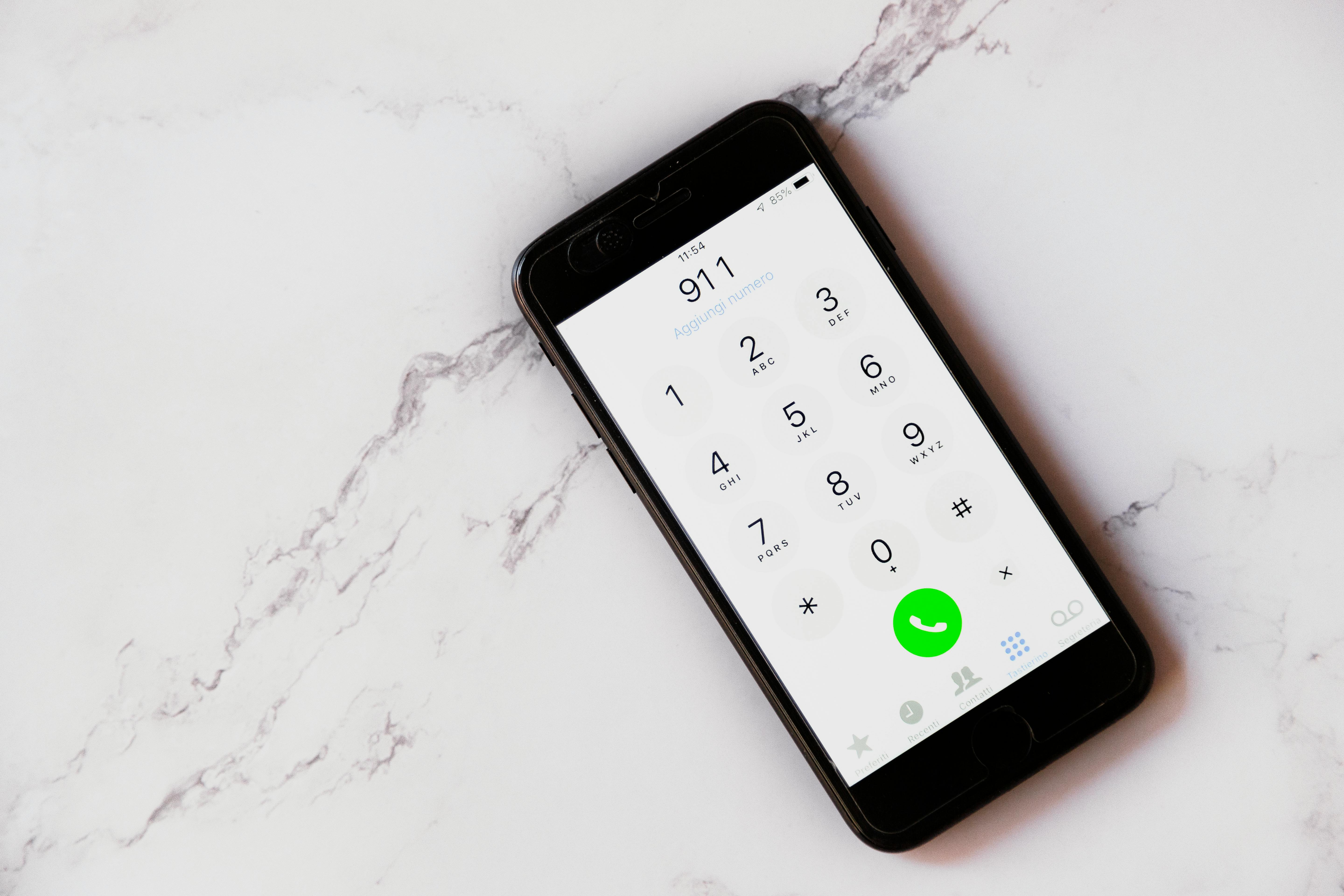 An image of a phone dialing 911. | Source: Pexels