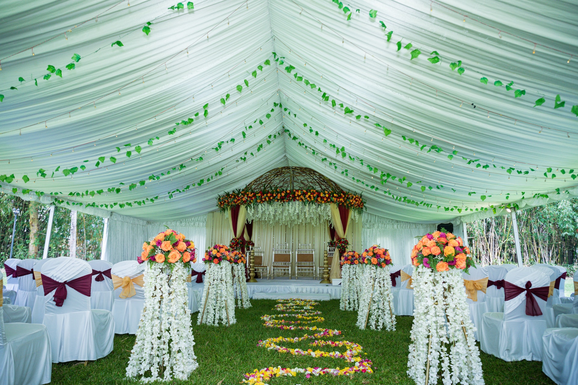 A wedding setup inside a tent | Source: Pexels