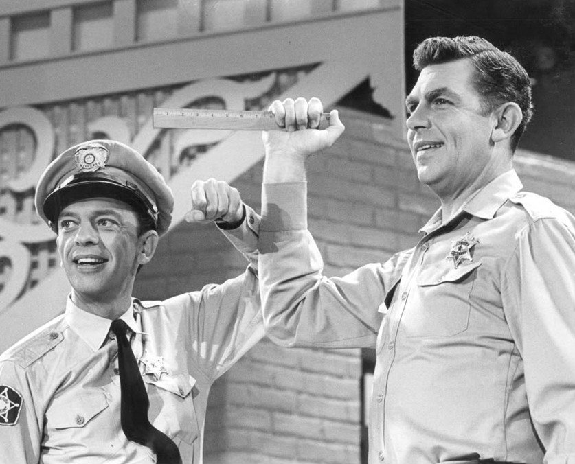 Don Knotts and Andy Griffith as their characters during the 1965 variety special "The Andy Griffith, Don Knotts, and Jim Nabors Show" | Photo: Wikimedia Commons Images