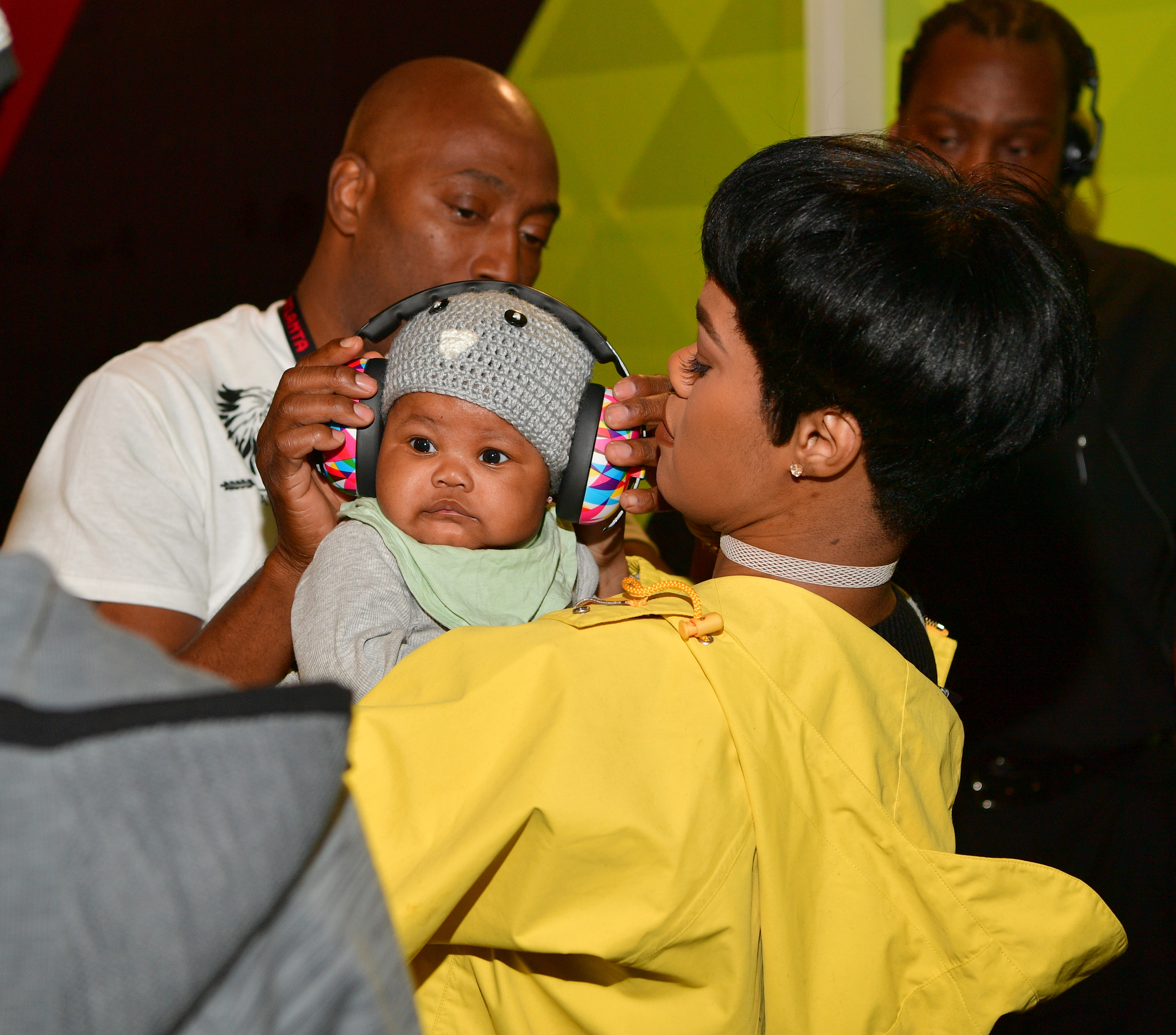 Teyana Taylor and Iman Tayla Shumpert attend the Cleveland Cavaliers vs. Atlanta Hawks game at Philips Arena on April 1, 2016, in Atlanta, Georgia | Source: Getty Images