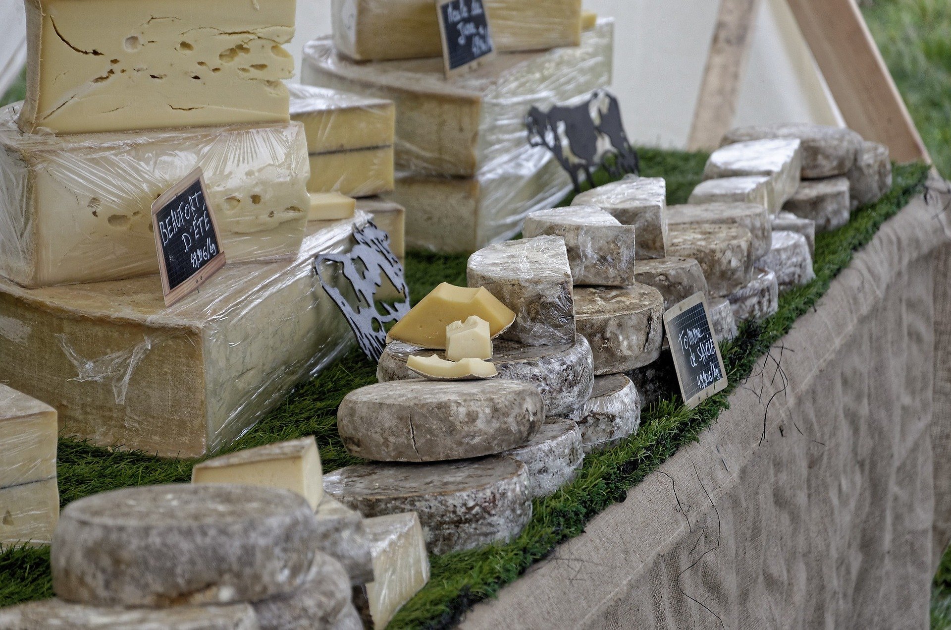 De la tomme prête à être dégustée. | Photo : Pixabay De la tomme prête à être dégustée. | Photo : Pixabay