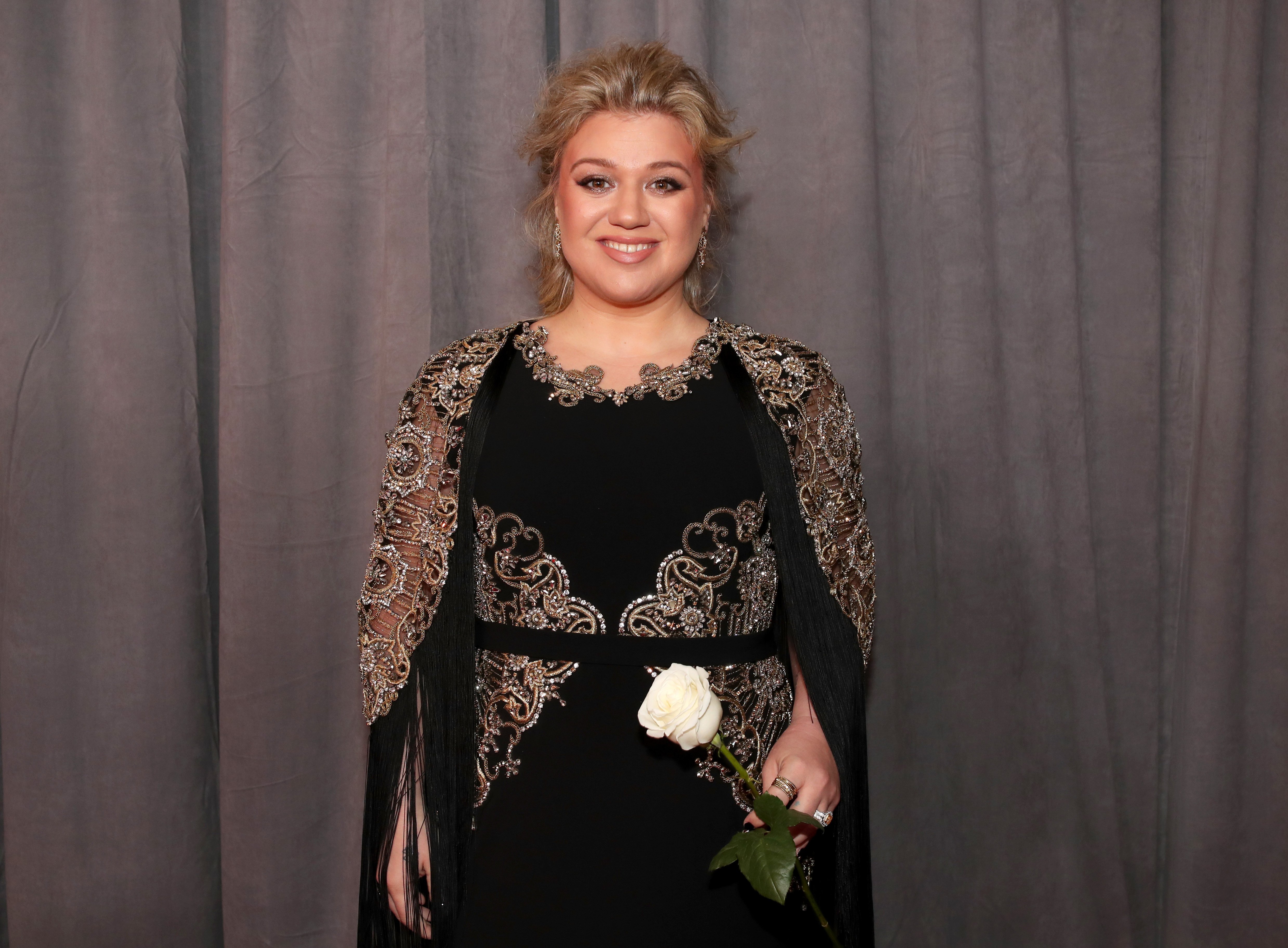 Kelly Clarkson attends the 60th Annual GRAMMY Awards at Madison Square Garden on January 28, 2018 in New York City. | Source: Getty Images