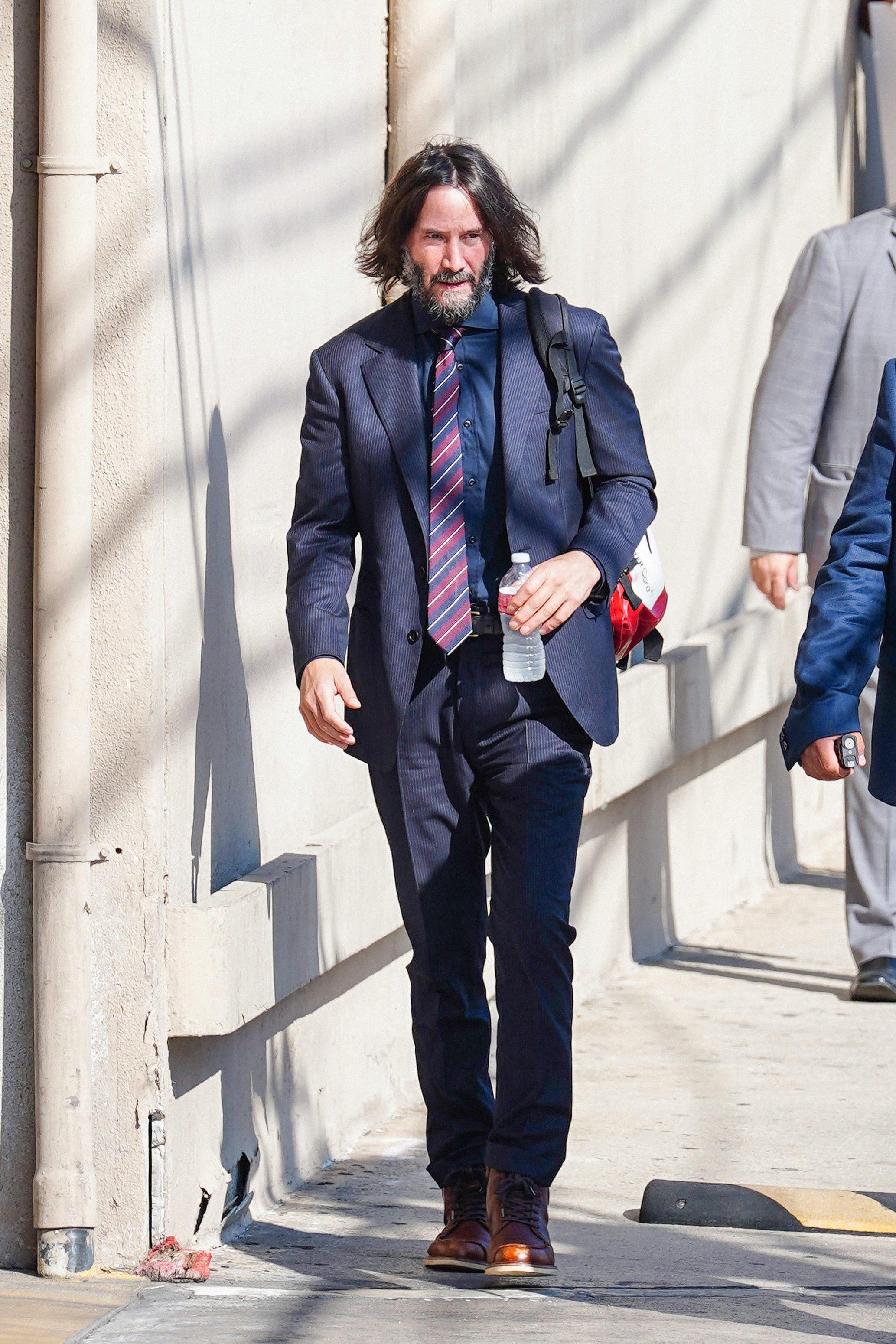 Keanu Reeves arriving at the "Jimmy Kimmel Live" show on October 05, 2022 in Los Angeles, California | Source: Getty Images