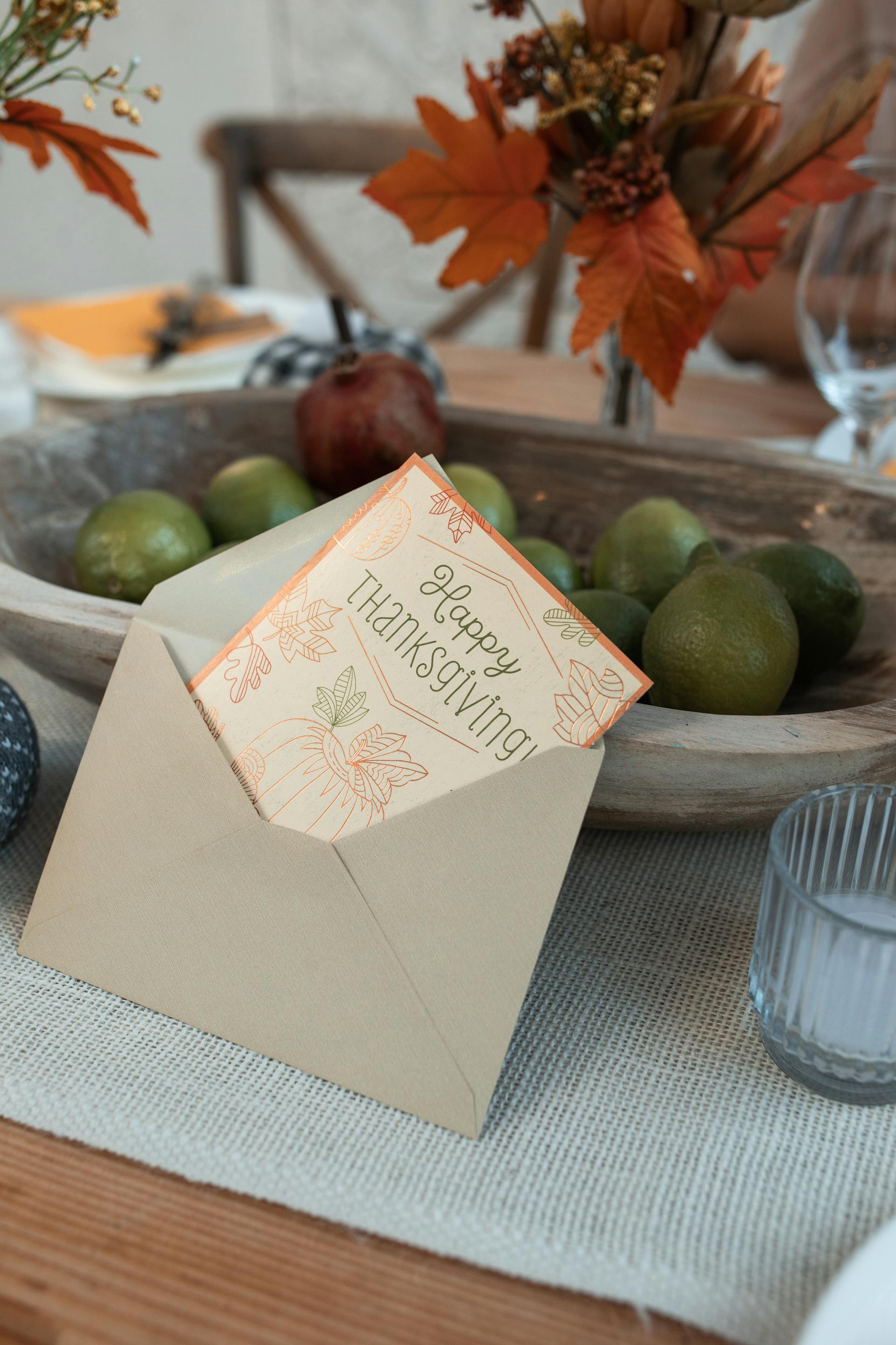 A "Happy Thanksgiving" card lying on a table | Source: Pexels