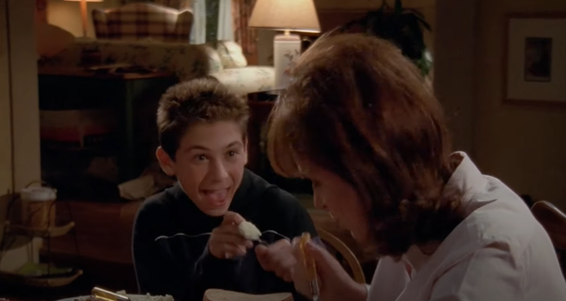 Screenshot of an episode of "Malcolm in the Middle" showing Justin Berfield as Reese and Jane Kaczmarek as Lois | Source: Youtube/Channel 4