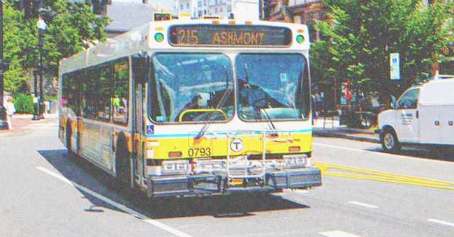 Molly White boarded the bus, never imagining she'd be insulted and humiliated | Source: Shutterstock.com