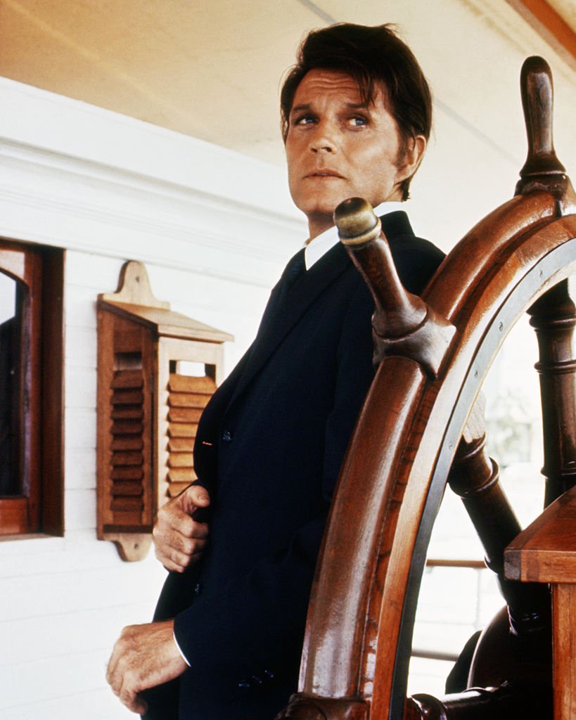 American actor Jack Lord as Lt Steve McGarrett in the TV series 'Hawaii Five-O', circa 1975. | Photo: Getty Images