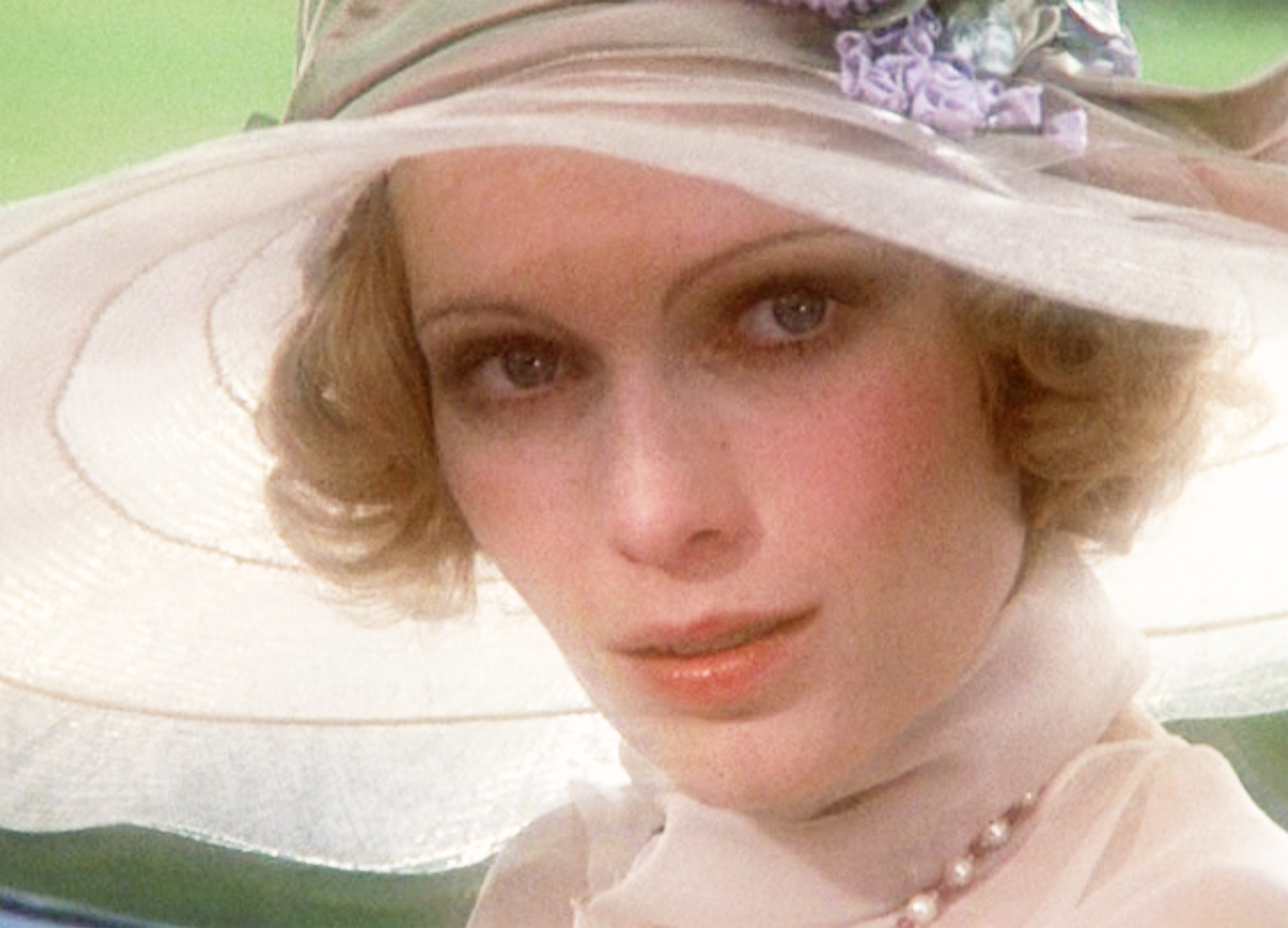 Mia Farrow como Daisy Buchanan en "The Great Gatsby". | Foto: Getty Images